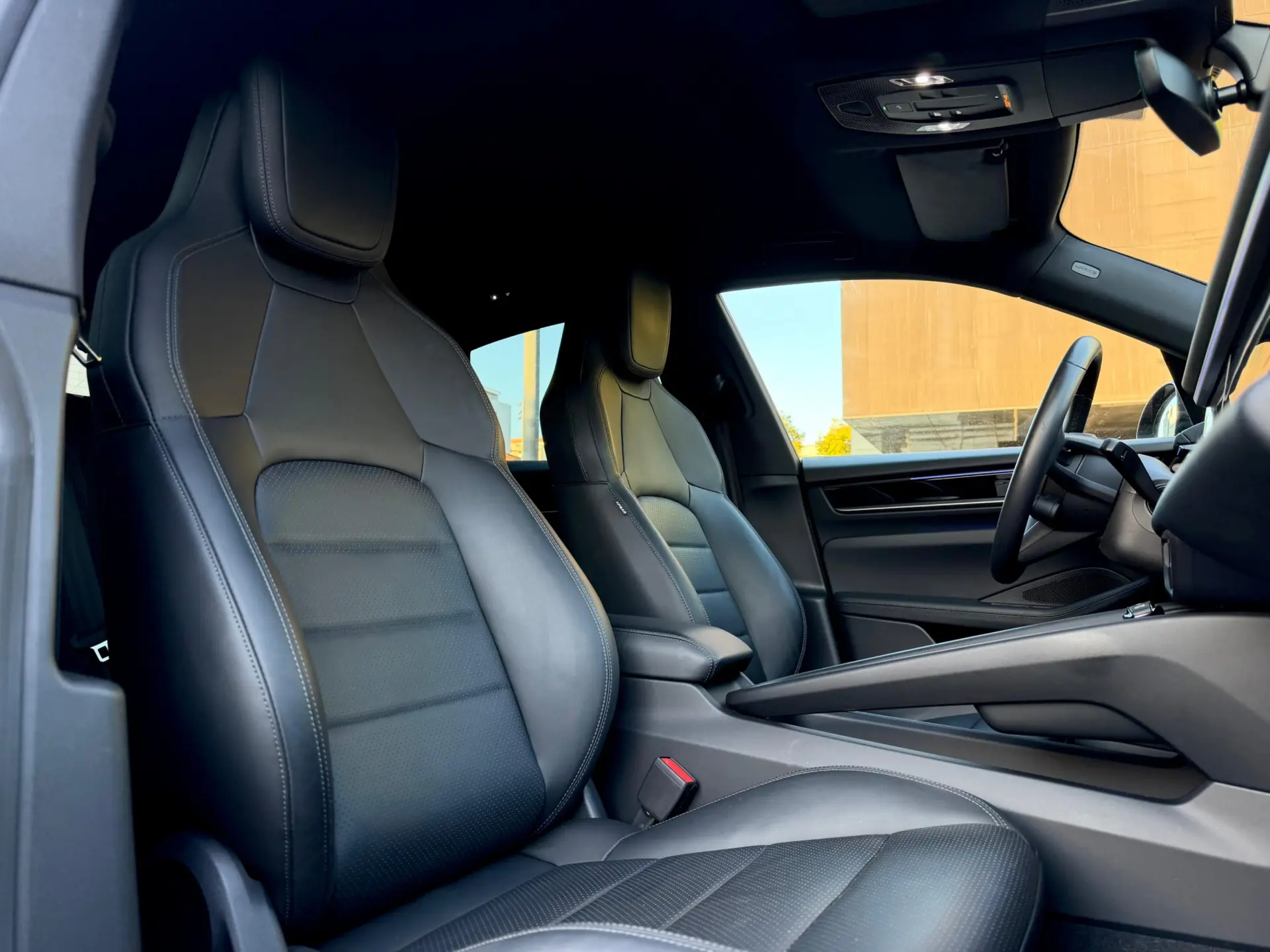 Porsche Macan Electric 45