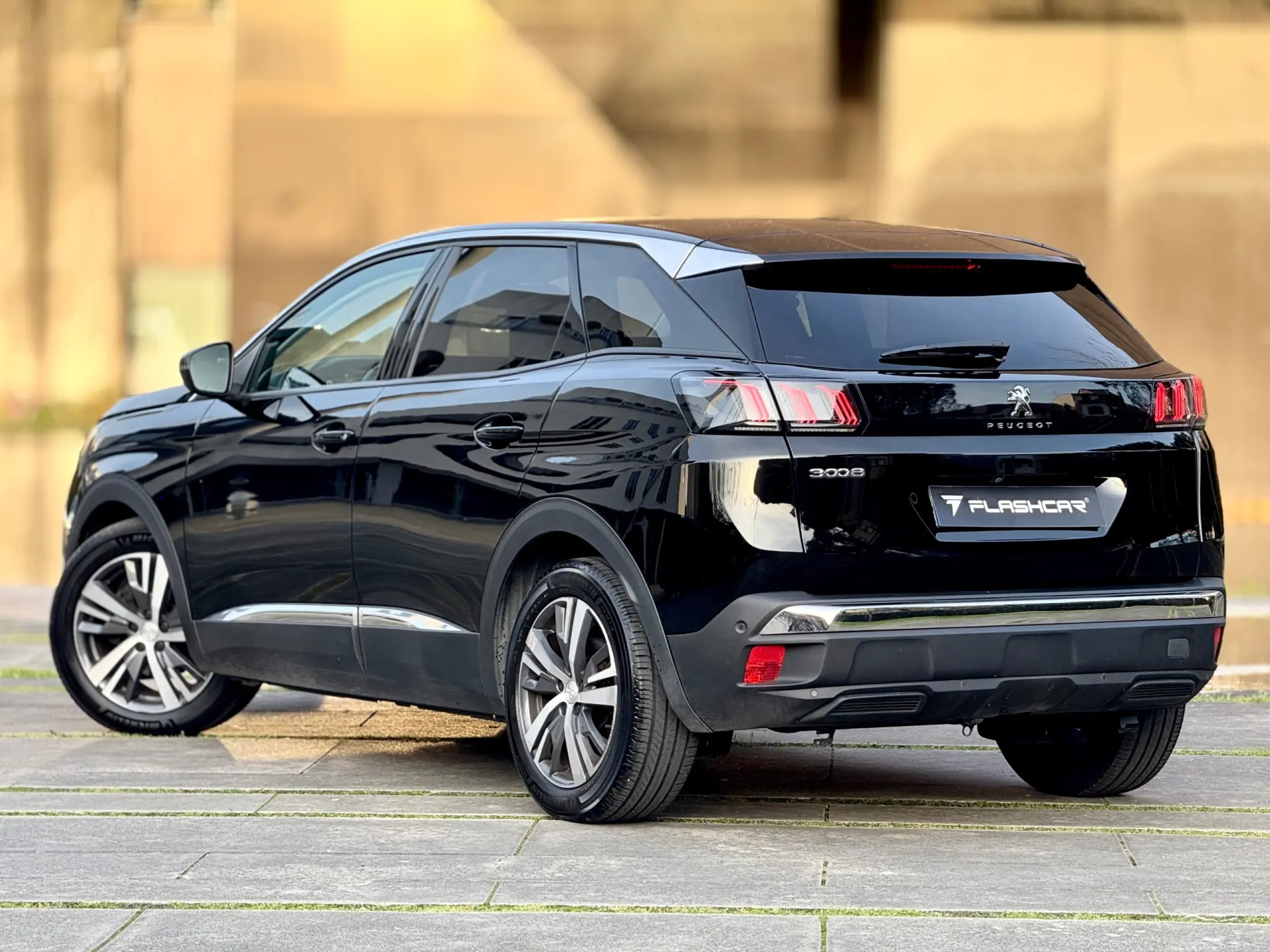 Peugeot 3008 PureTech 130 Stop & Start GPF EAT8 Allure 3