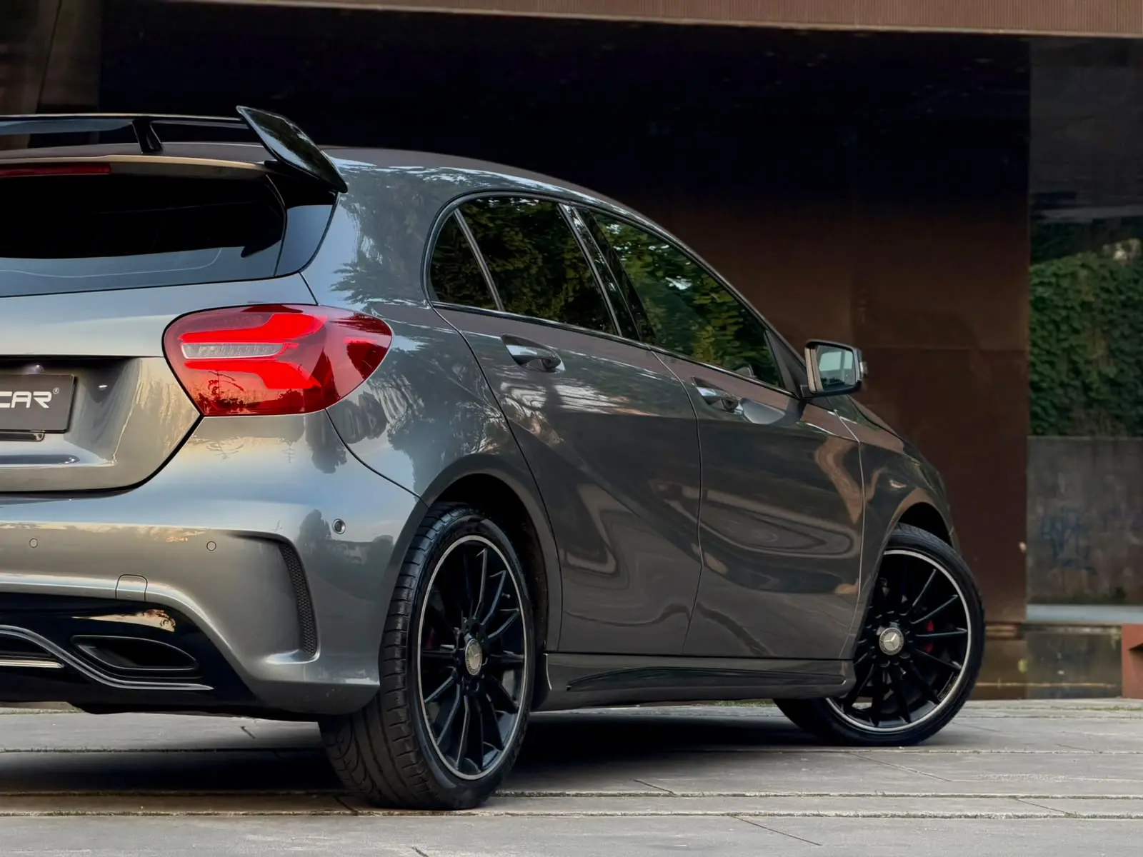 Mercedes-Benz A 180 AMG Line 7