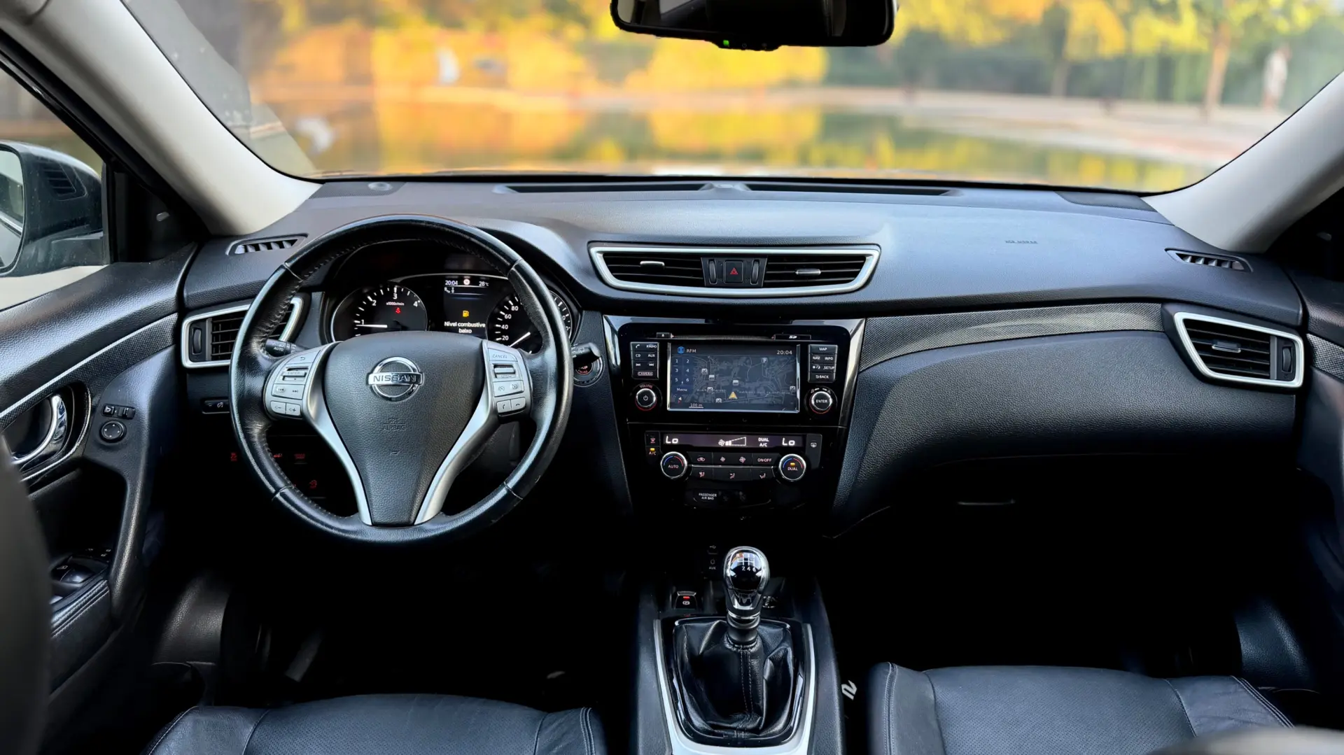 Nissan X-Trail TEKNA PREMUIM 8