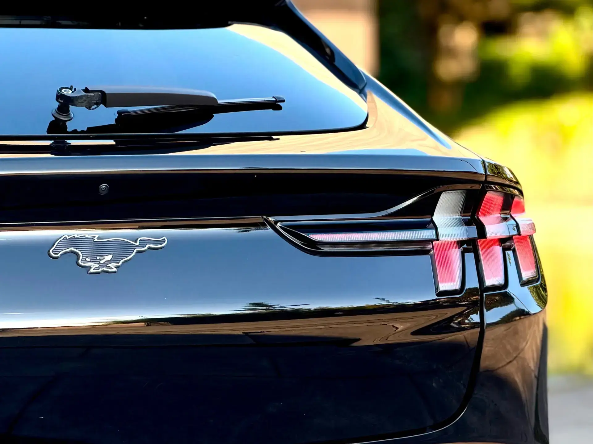 Ford Mustang Mach-E 75.7 kWh AWD RSK 4