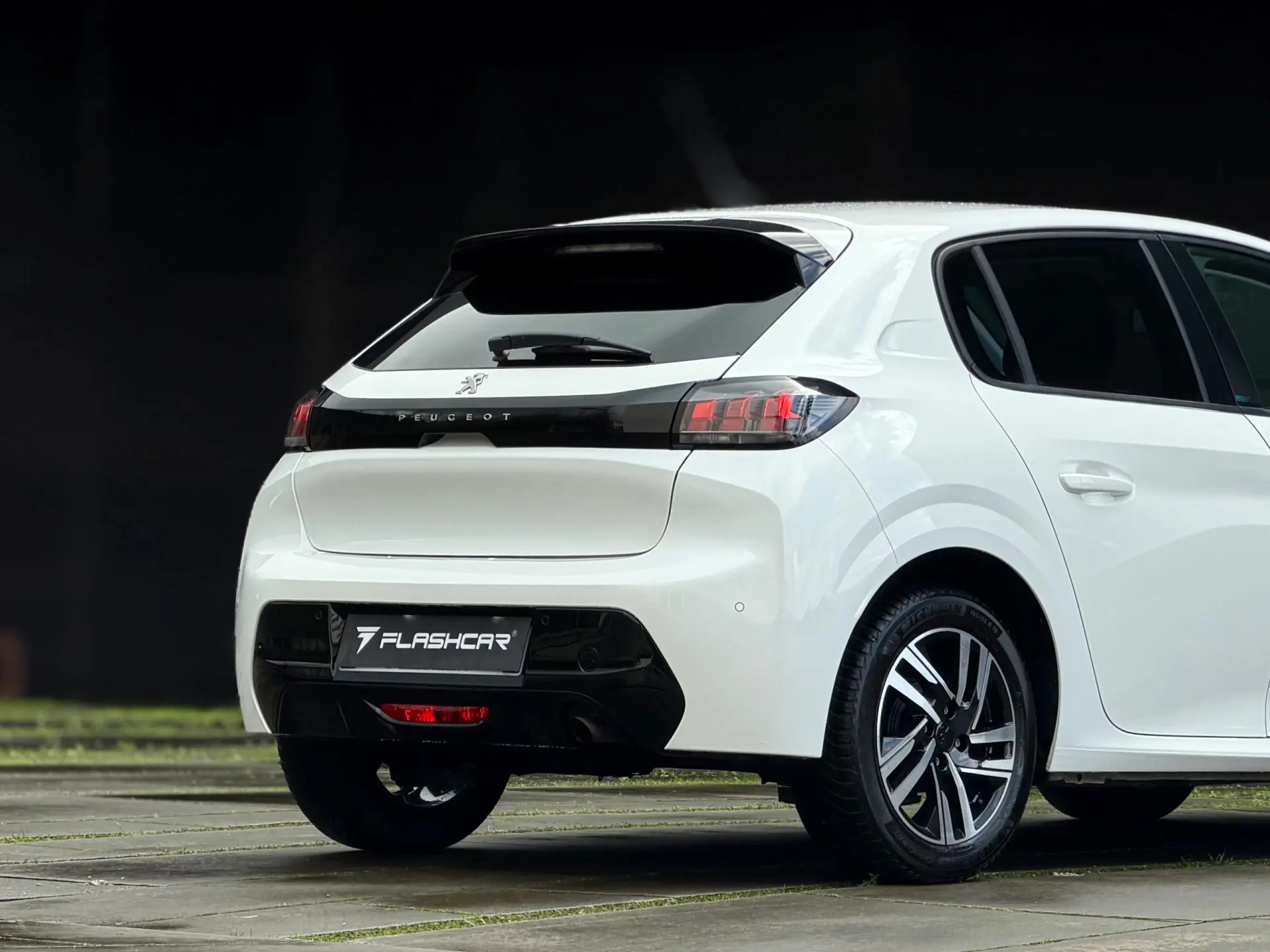 Peugeot 208 1.2 PureTech Allure Pack 17