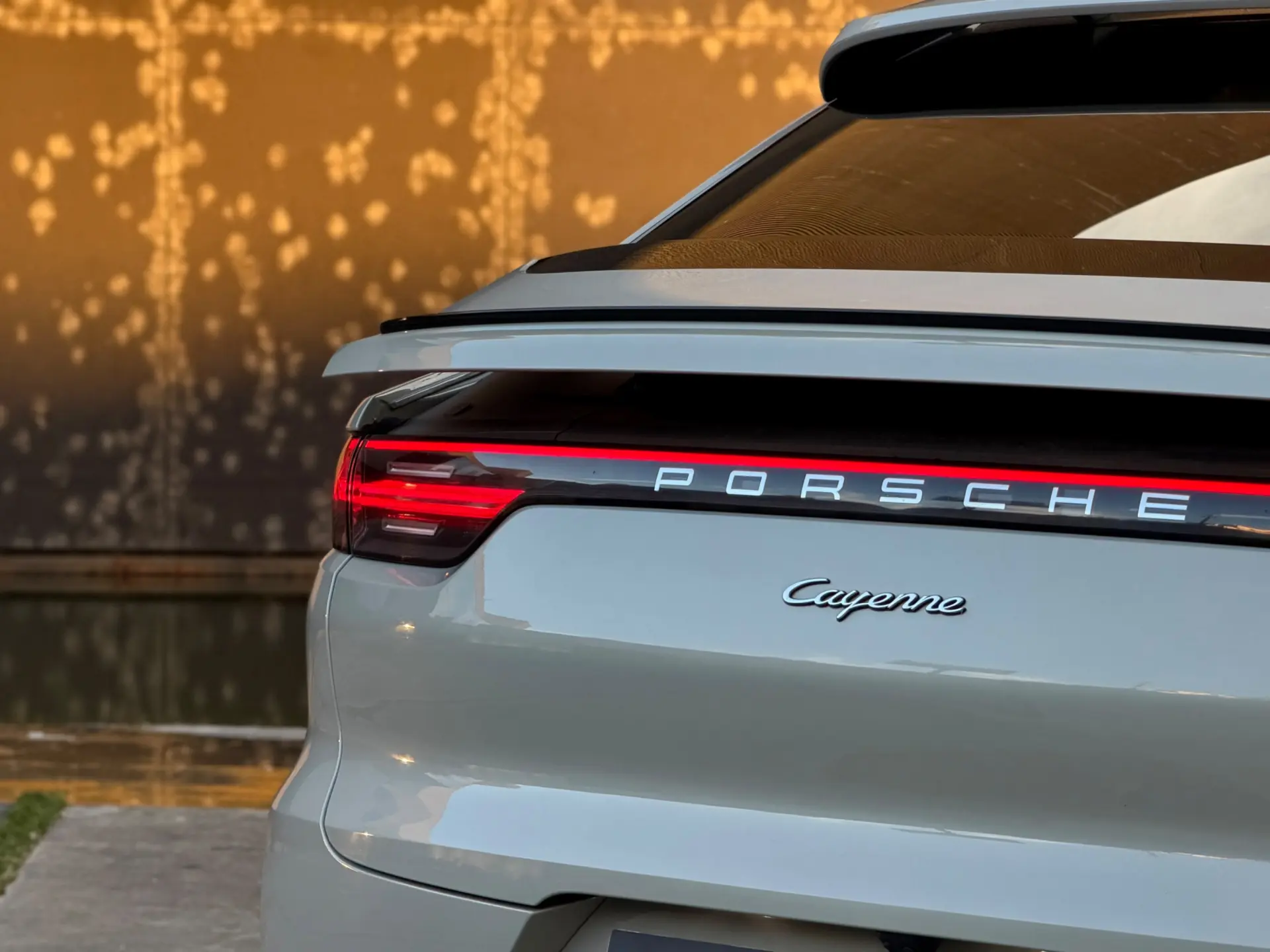Porsche Cayenne Coupé E-Hybrid Platinum Edition 57