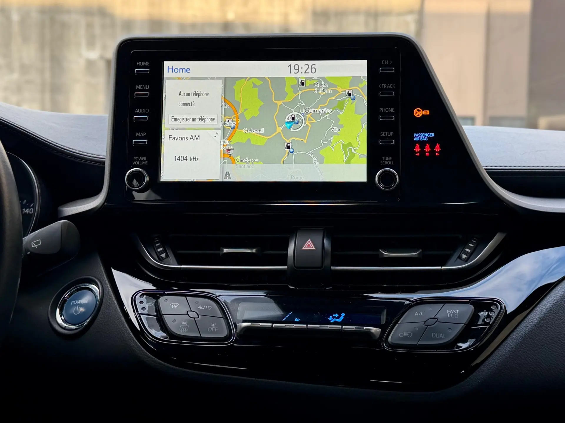 Toyota C-HR 1.8 Hybrid Exclusive 19