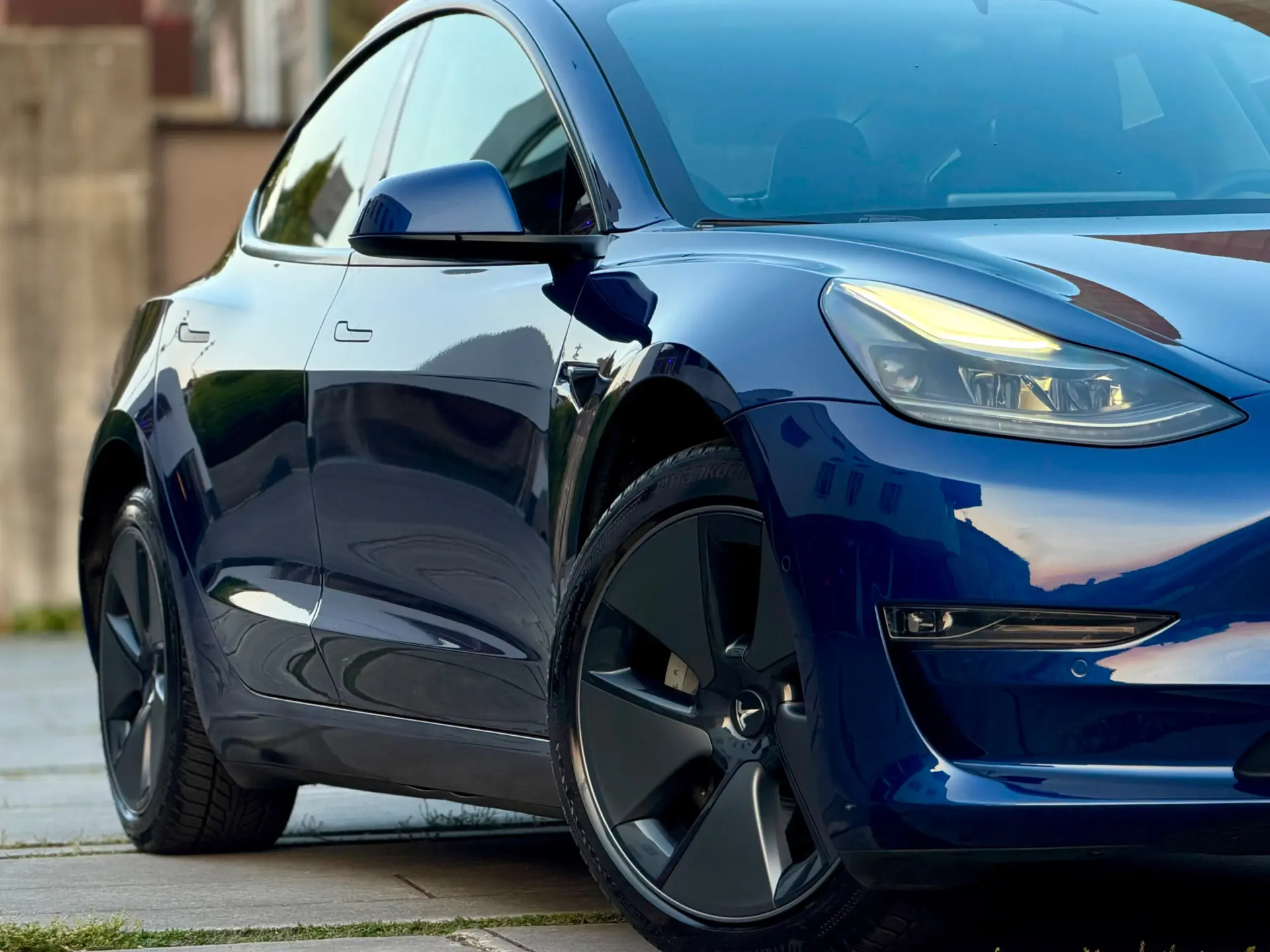 Tesla Model 3 Long Range AWD Dual Motor 34