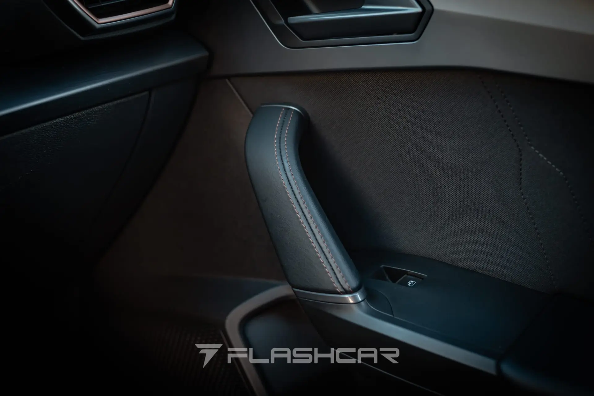 Cupra Leon ST 1.4 e-Hybrid VZ DSG 38