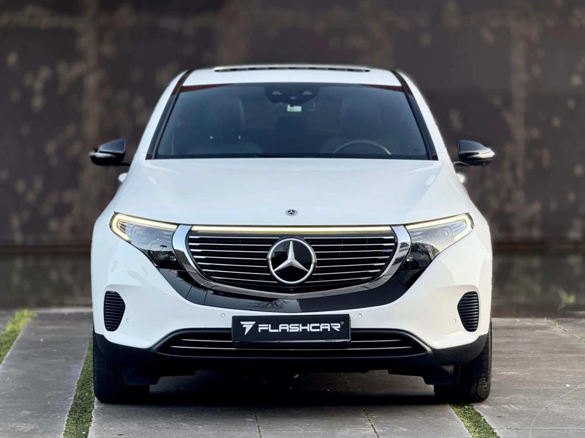 Mercedes-Benz EQC 400 4Matic AMG Line 10