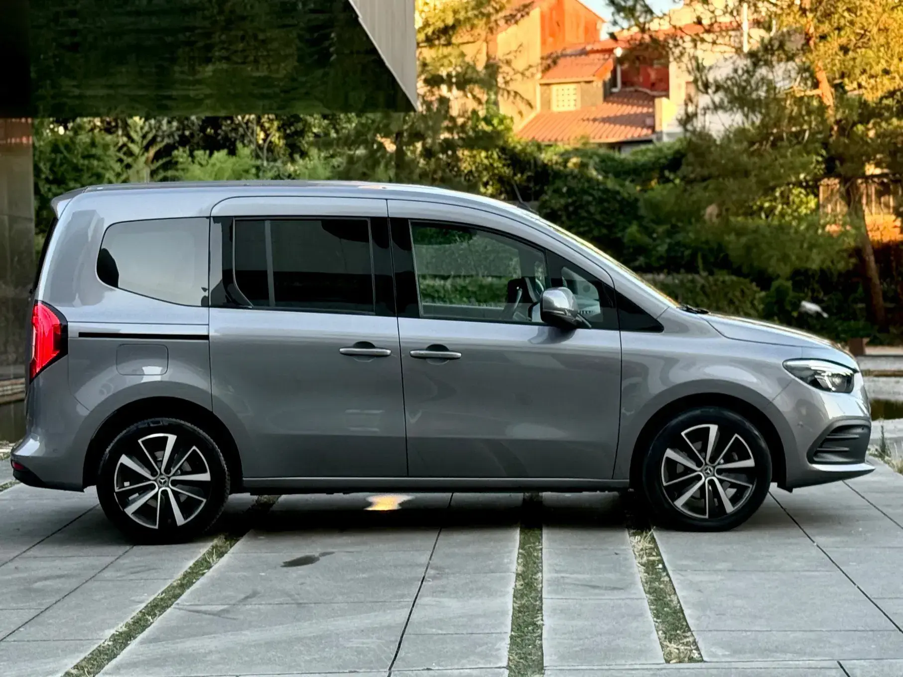 Mercedes-Benz T 180 Outro 14