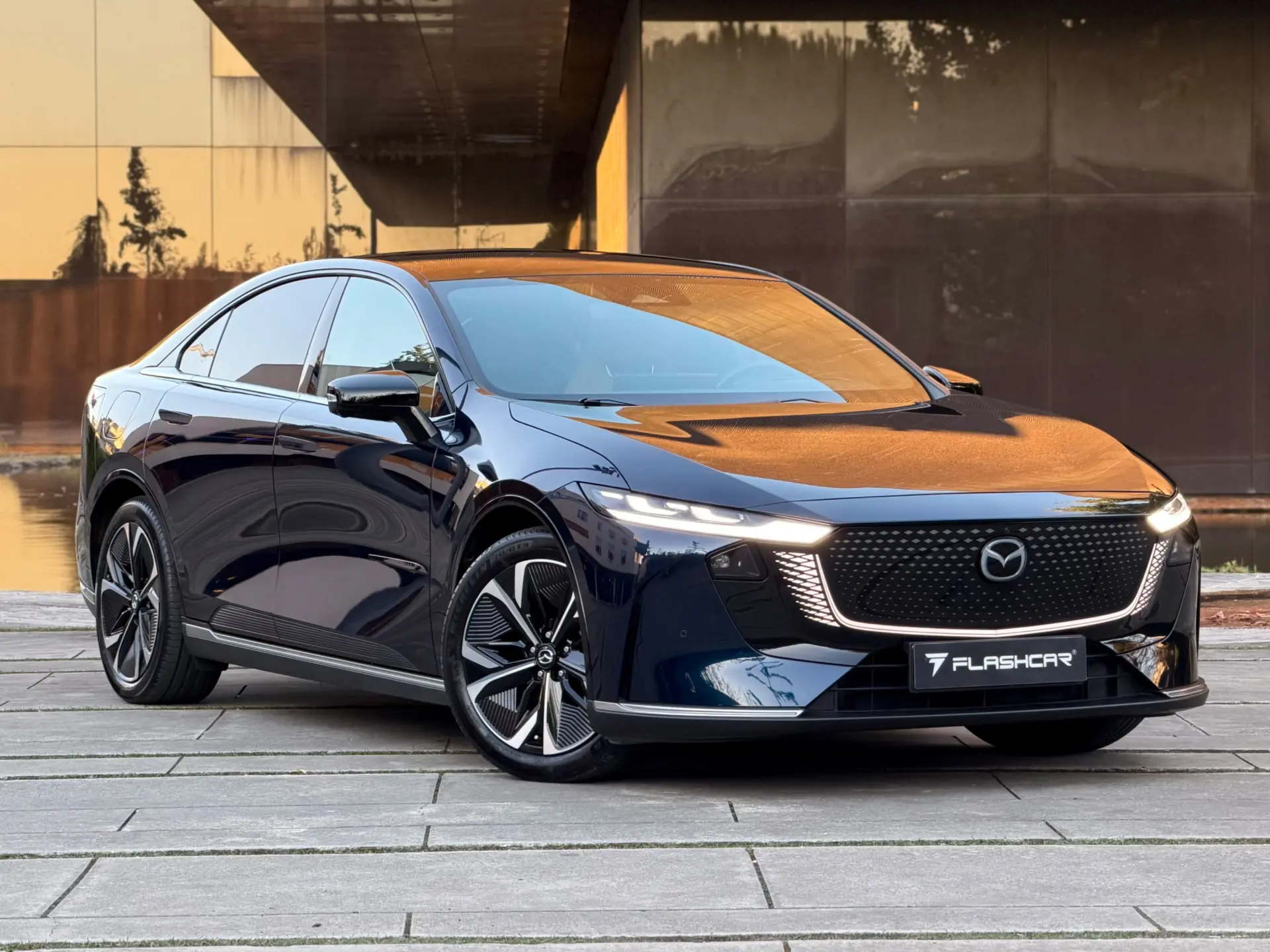 Mazda 6e 68.8 kWh Takumi Plus 47