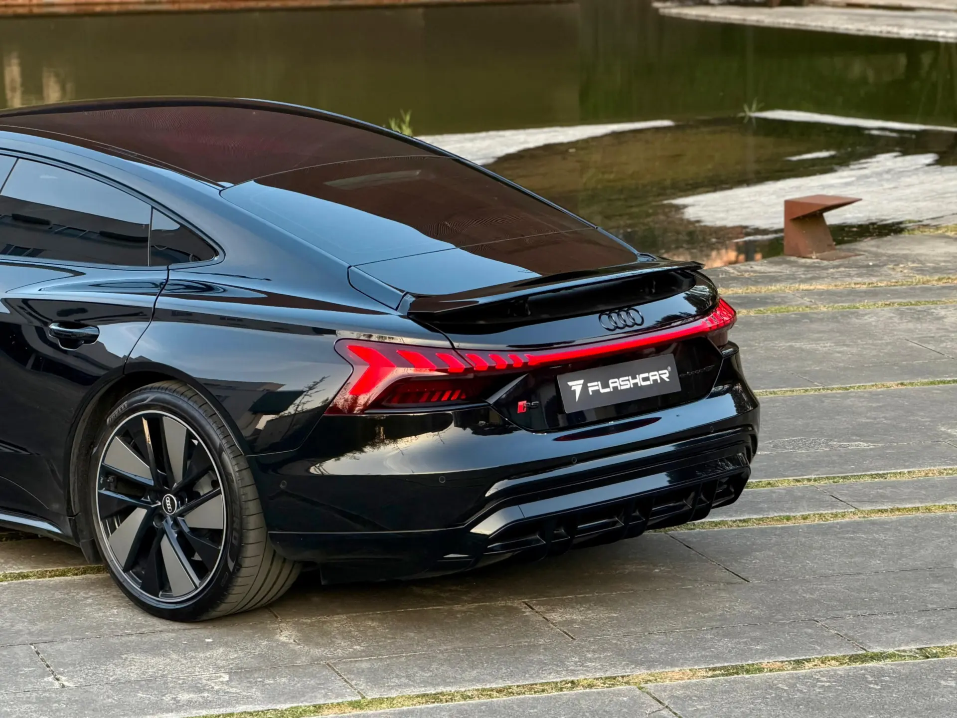 Audi e-tron GT quattro 56