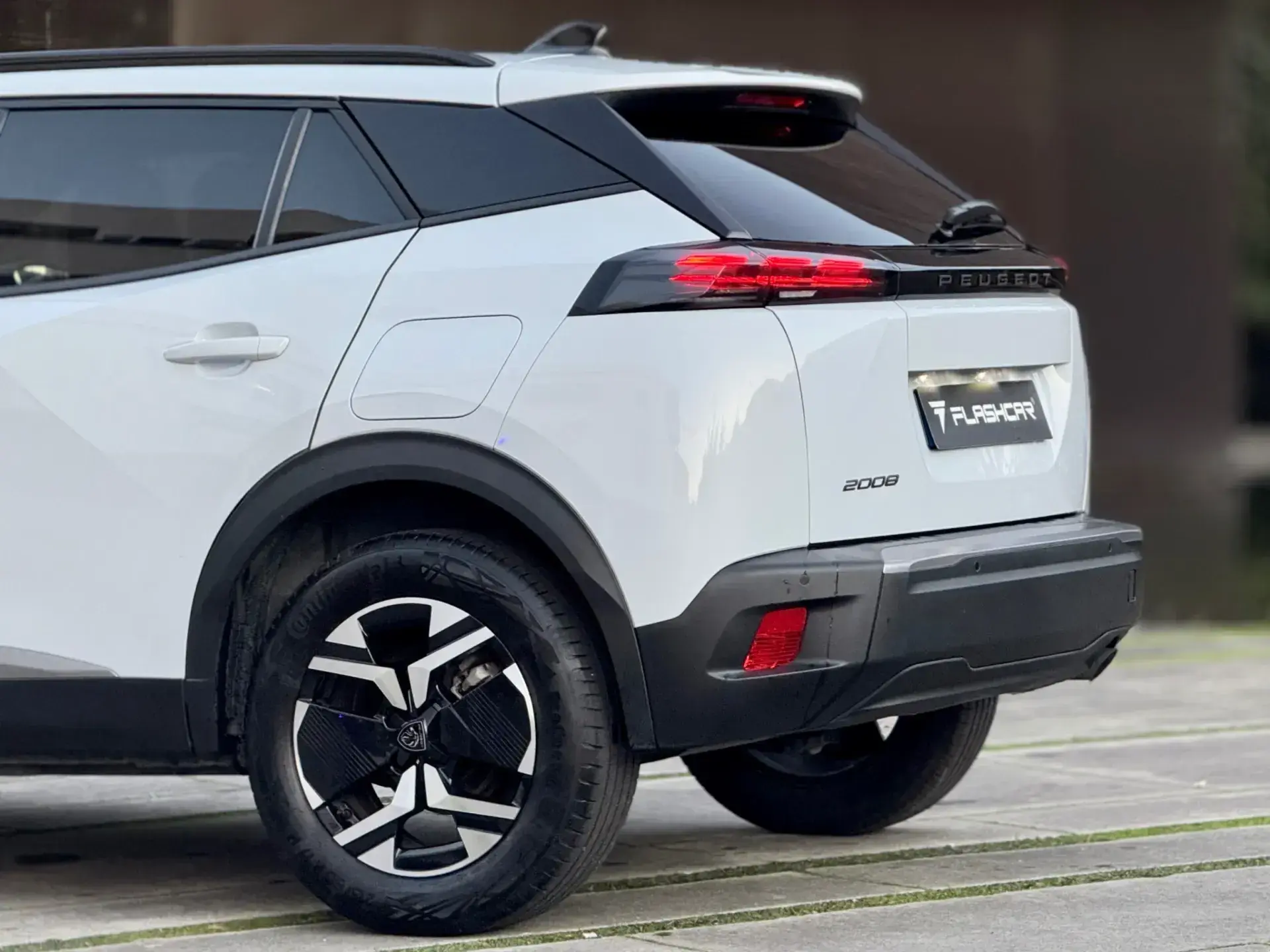 Peugeot 2008 1.2 PureTech Allure Pack 15