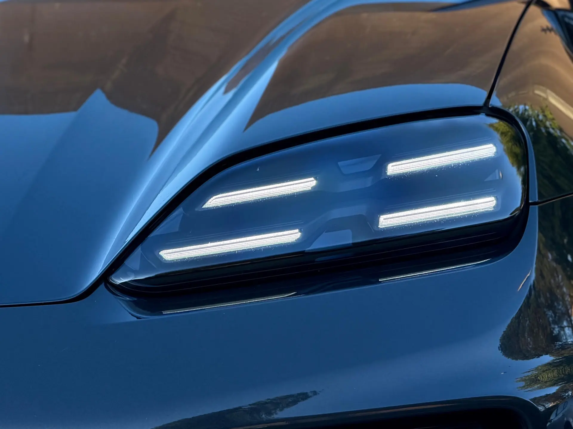 Porsche Macan Electric 36