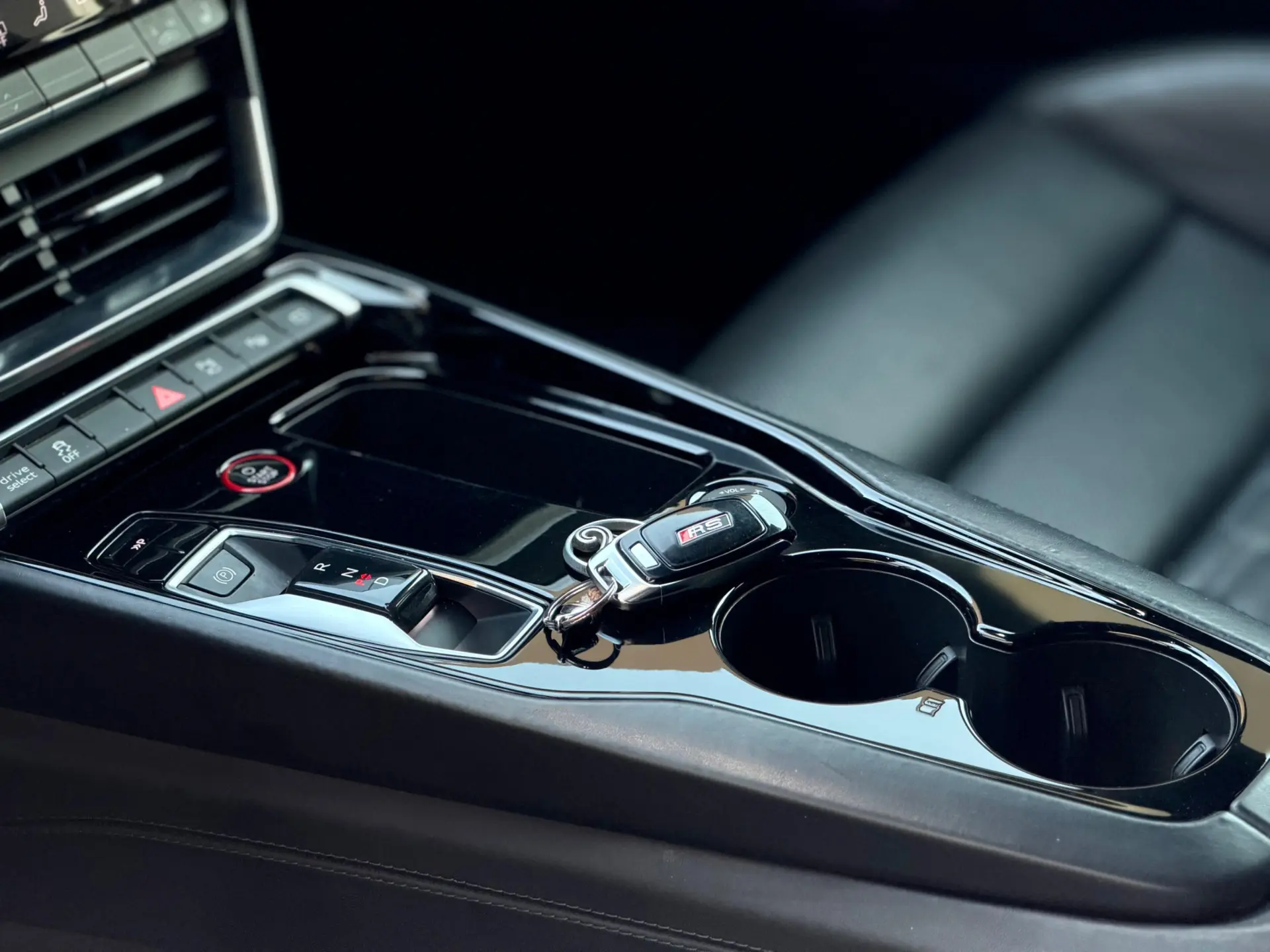 Audi e-tron GT quattro 30