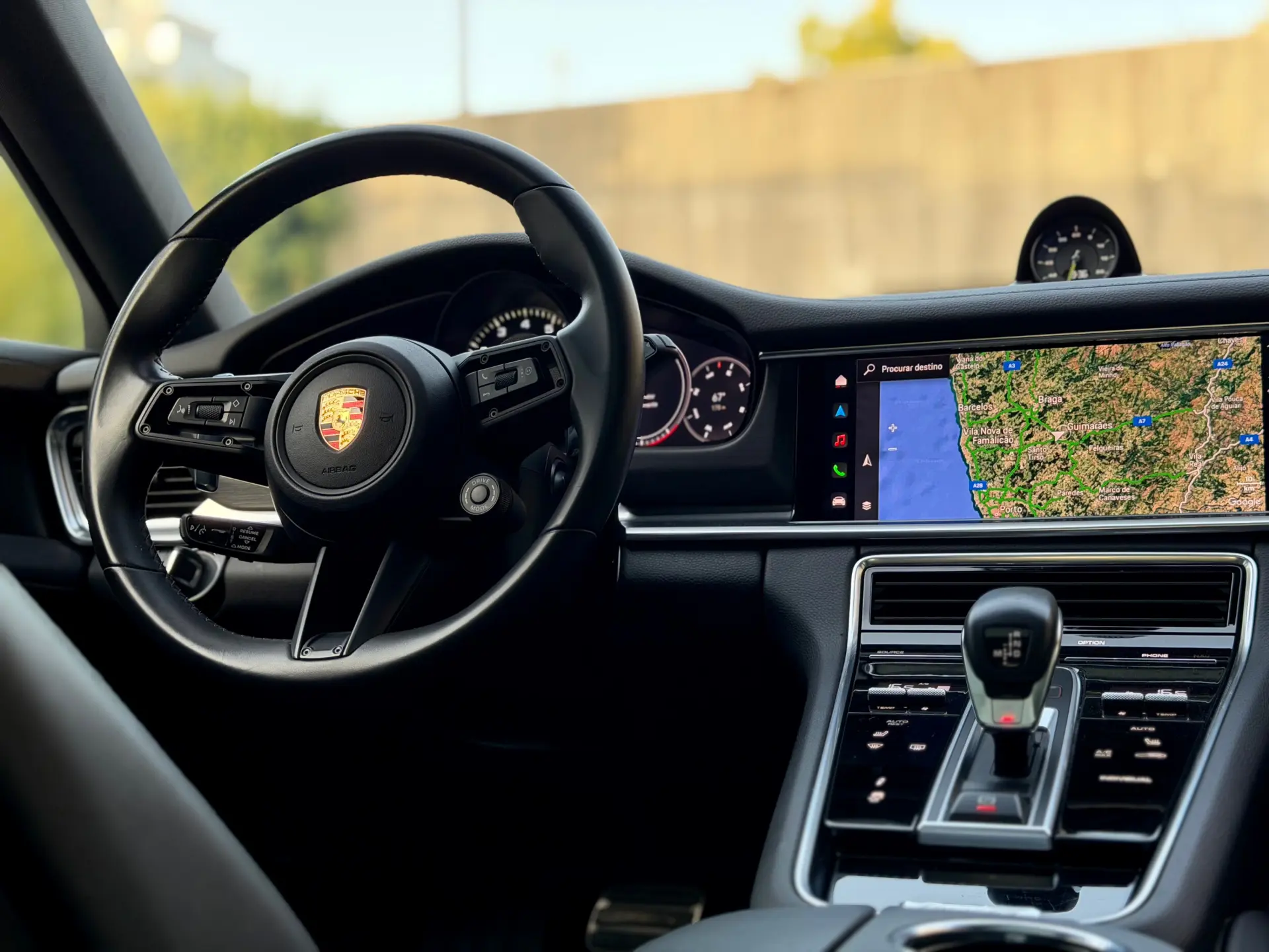 Porsche Panamera Sport Turismo 4 E-Hybrid Platinum Edition PDLS 44