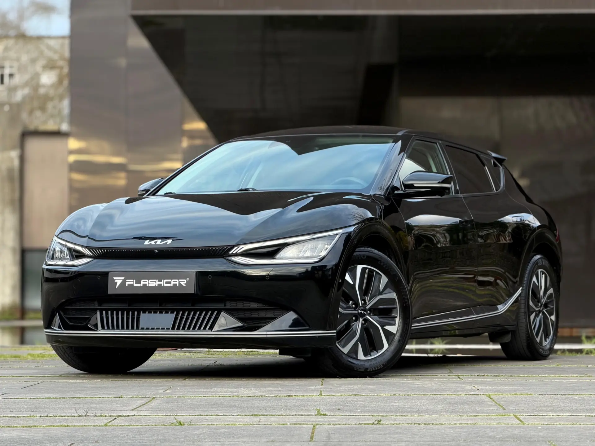 Kia EV6 77.4 kWh Earth 30