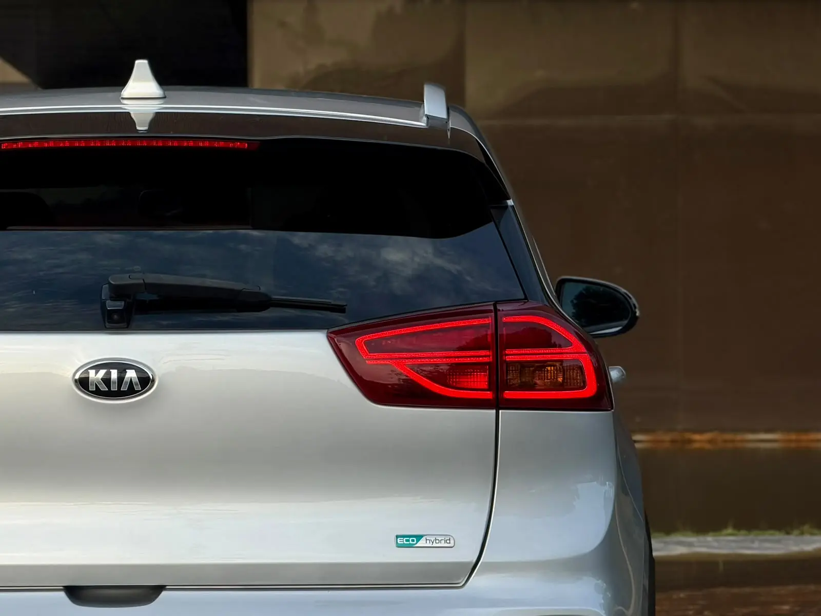 Kia Niro 1.6GDI HEV (Híbrido) TX 31