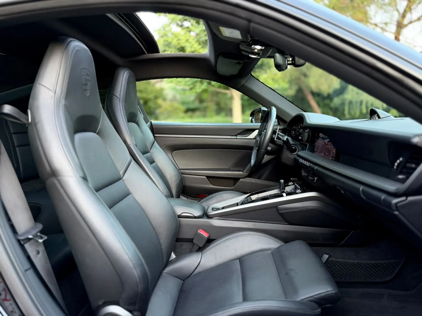 Porsche 911 (992) Carrera 4 PDK 9