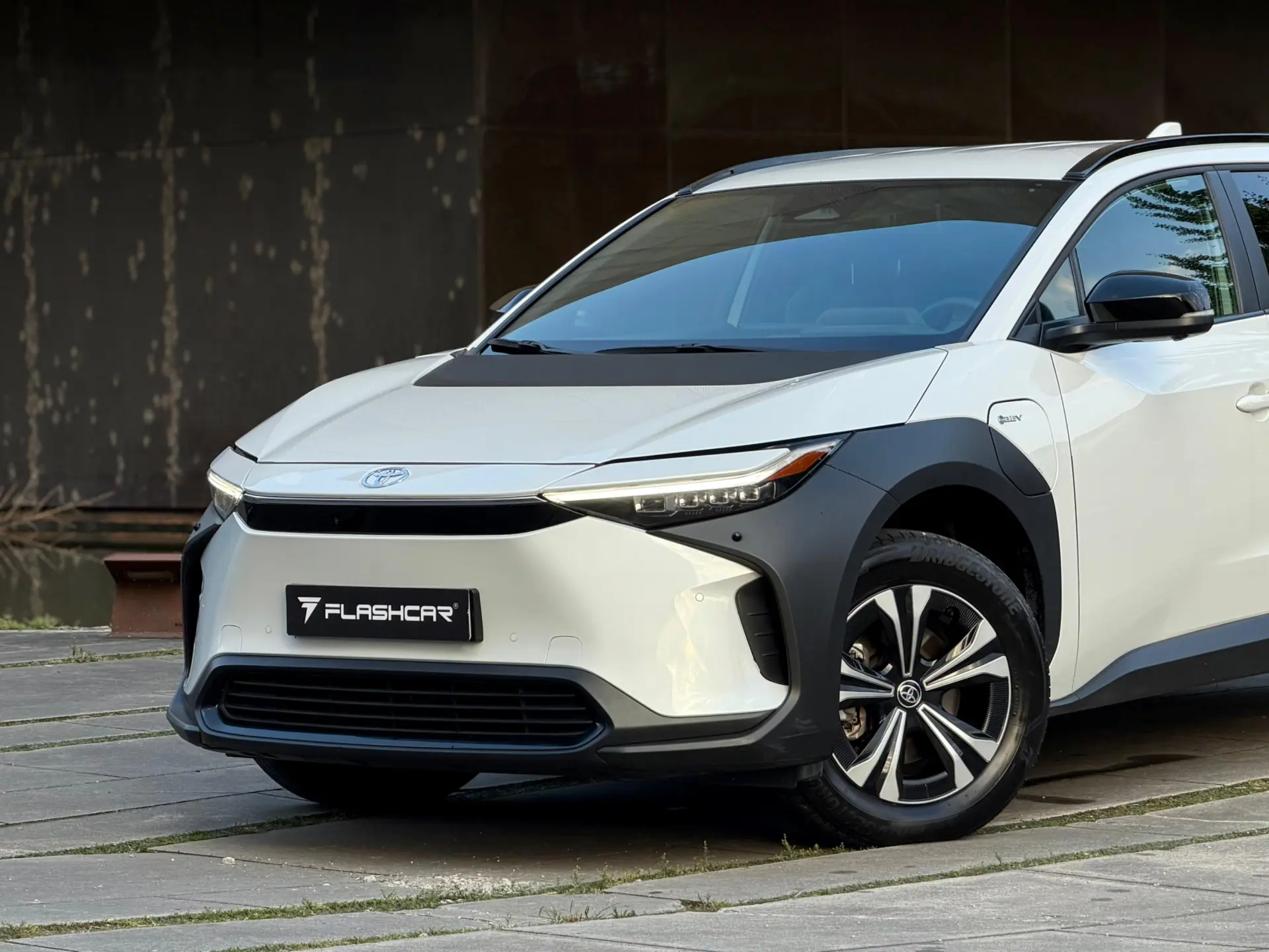 Toyota bZ4X 71,4 kWh Lounge 26