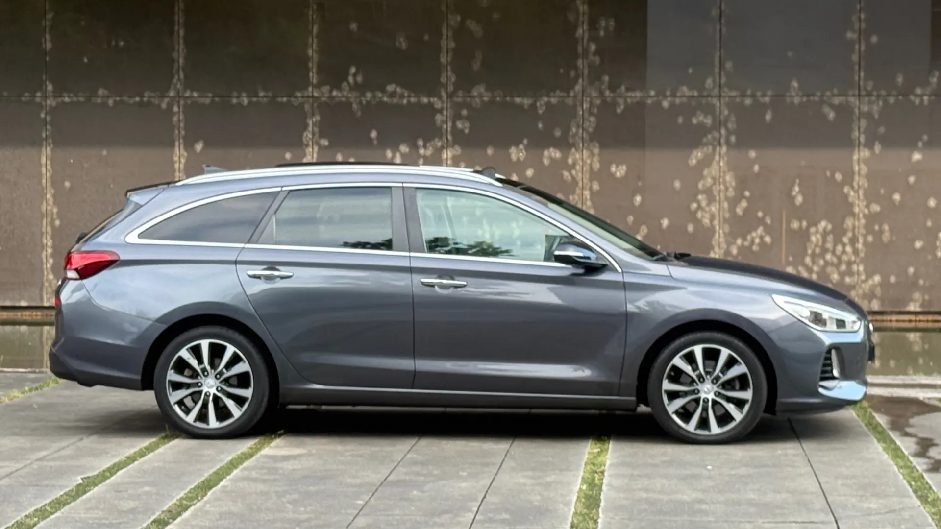 Hyundai i30 SW 1.6 CRDi Style+Navi 11