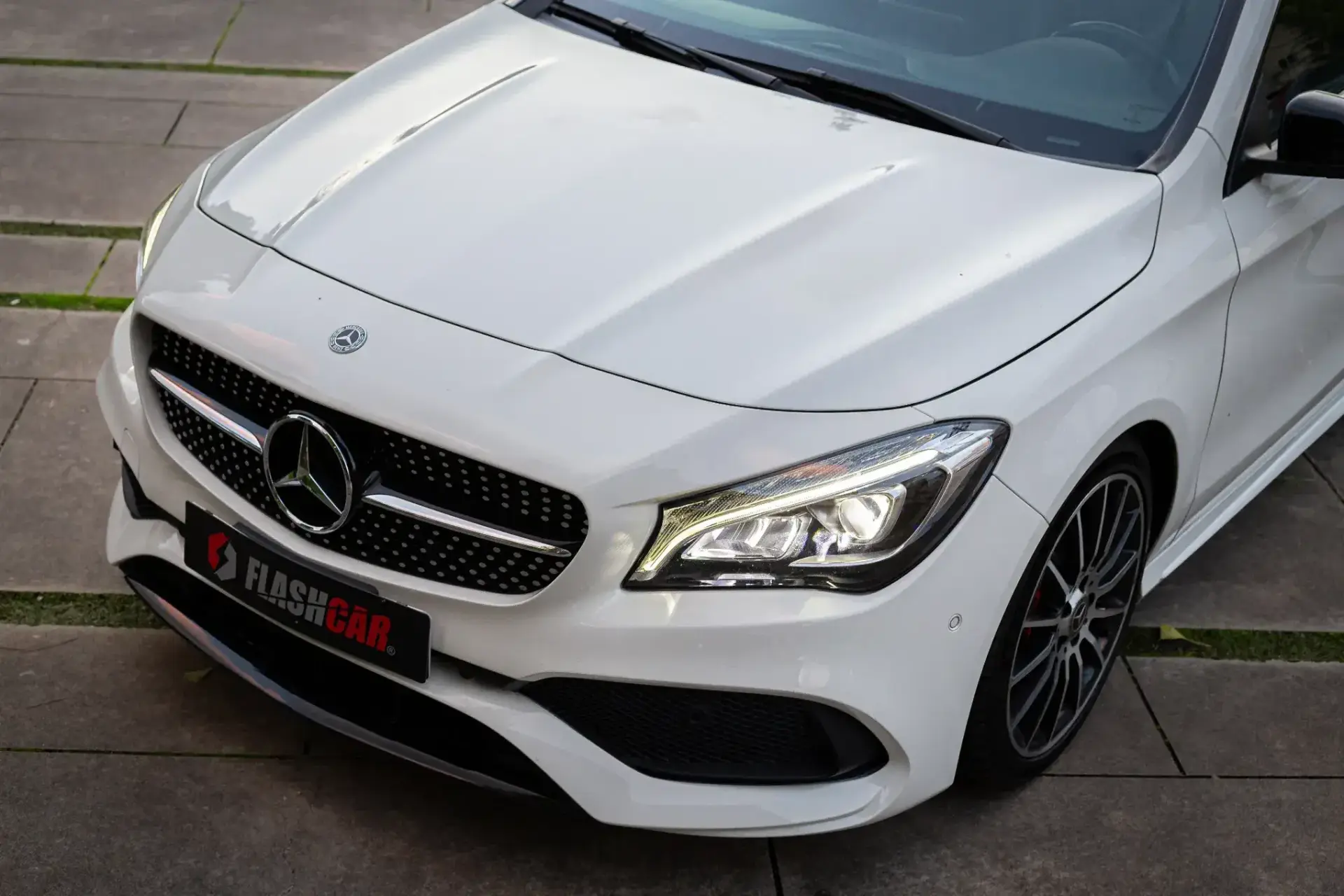 Mercedes-Benz CLA 220 Shooting Brake d 4Matic 7G-DCT AMG Line 39