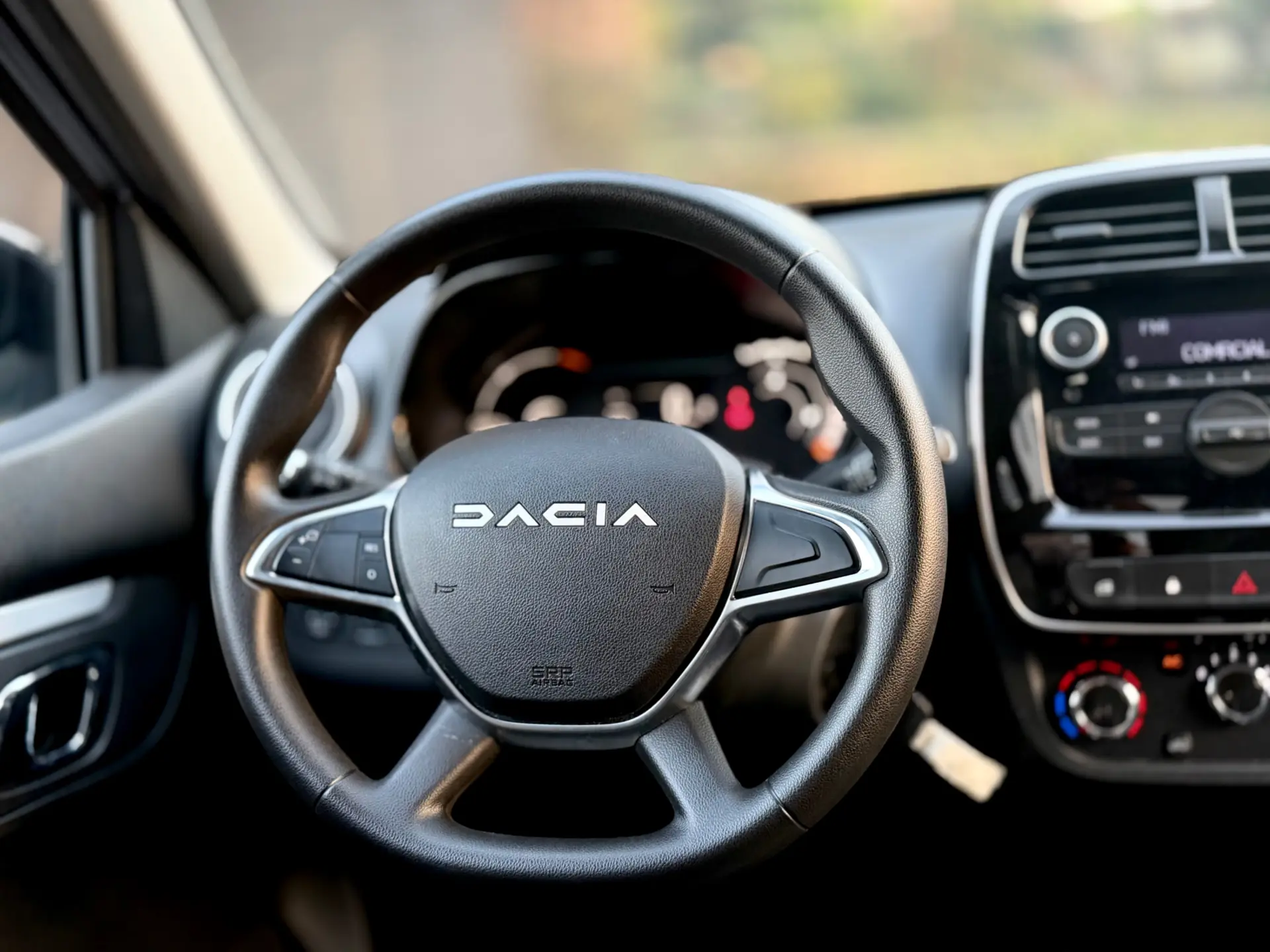 Dacia Spring Comfort Plus 11