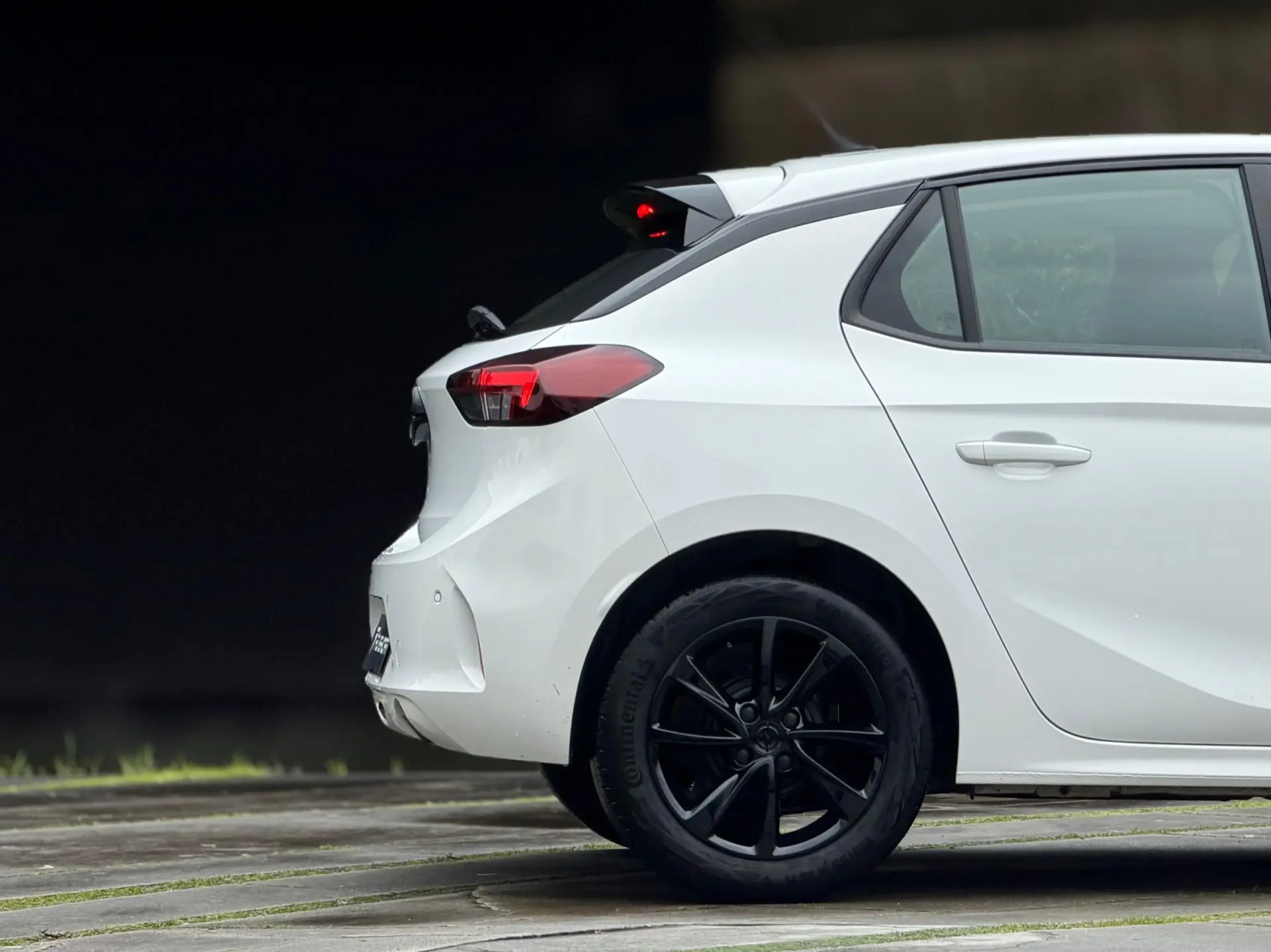 Opel Corsa 1.2 Edition 3