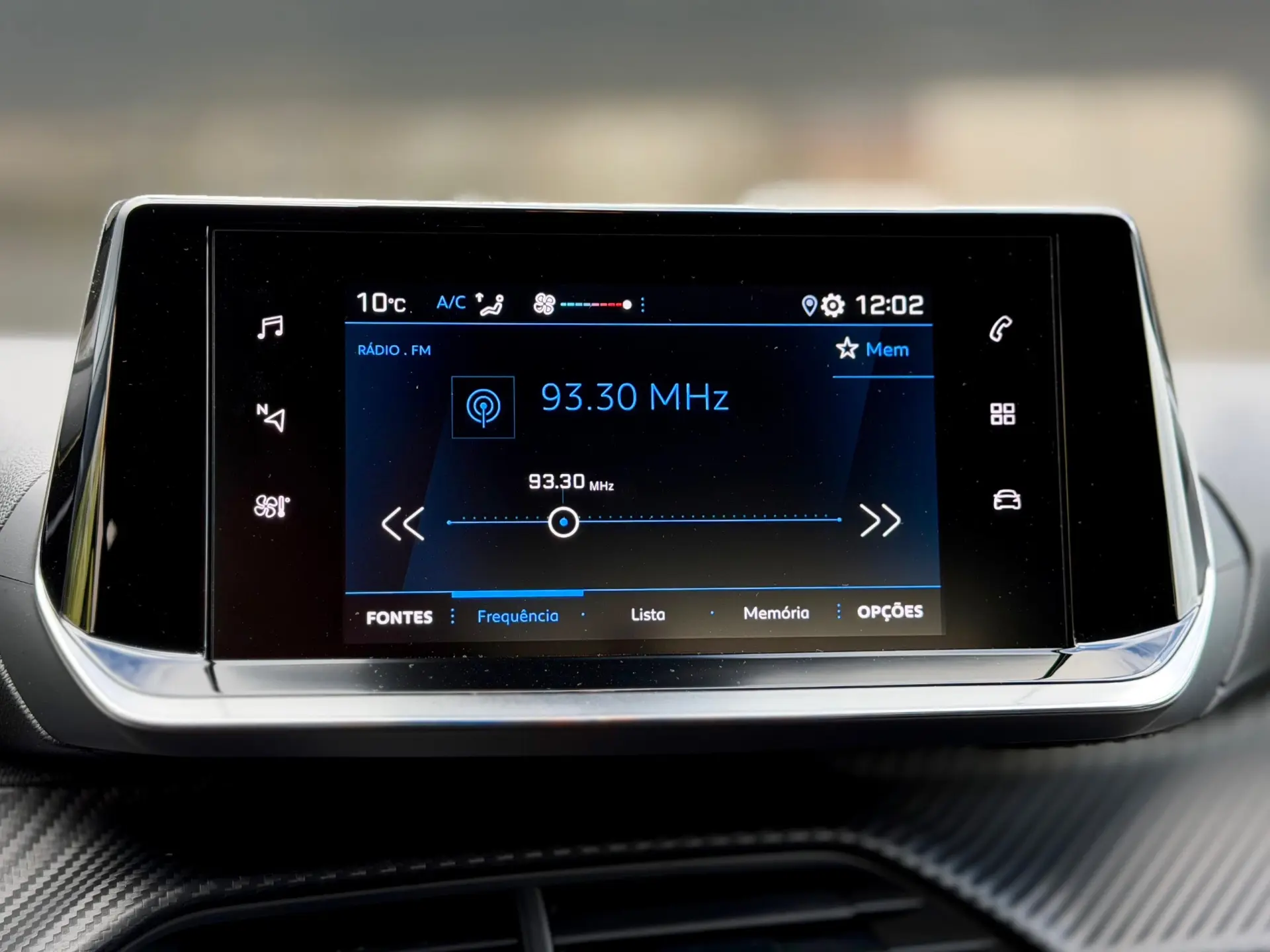 Peugeot 208 1.2 PureTech Allure Pack 8