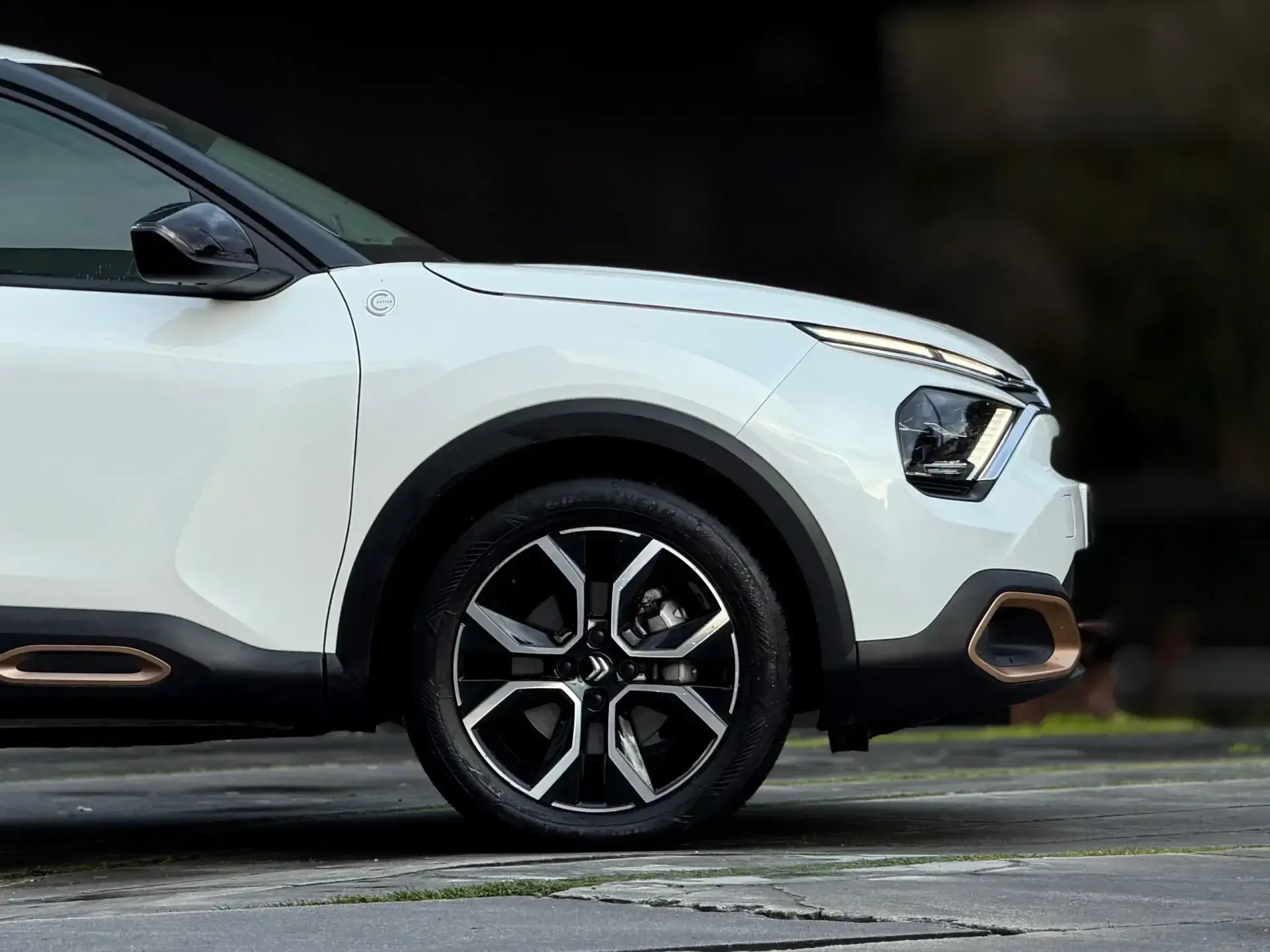 Citroën e-C4 50 kWh C-Series 3