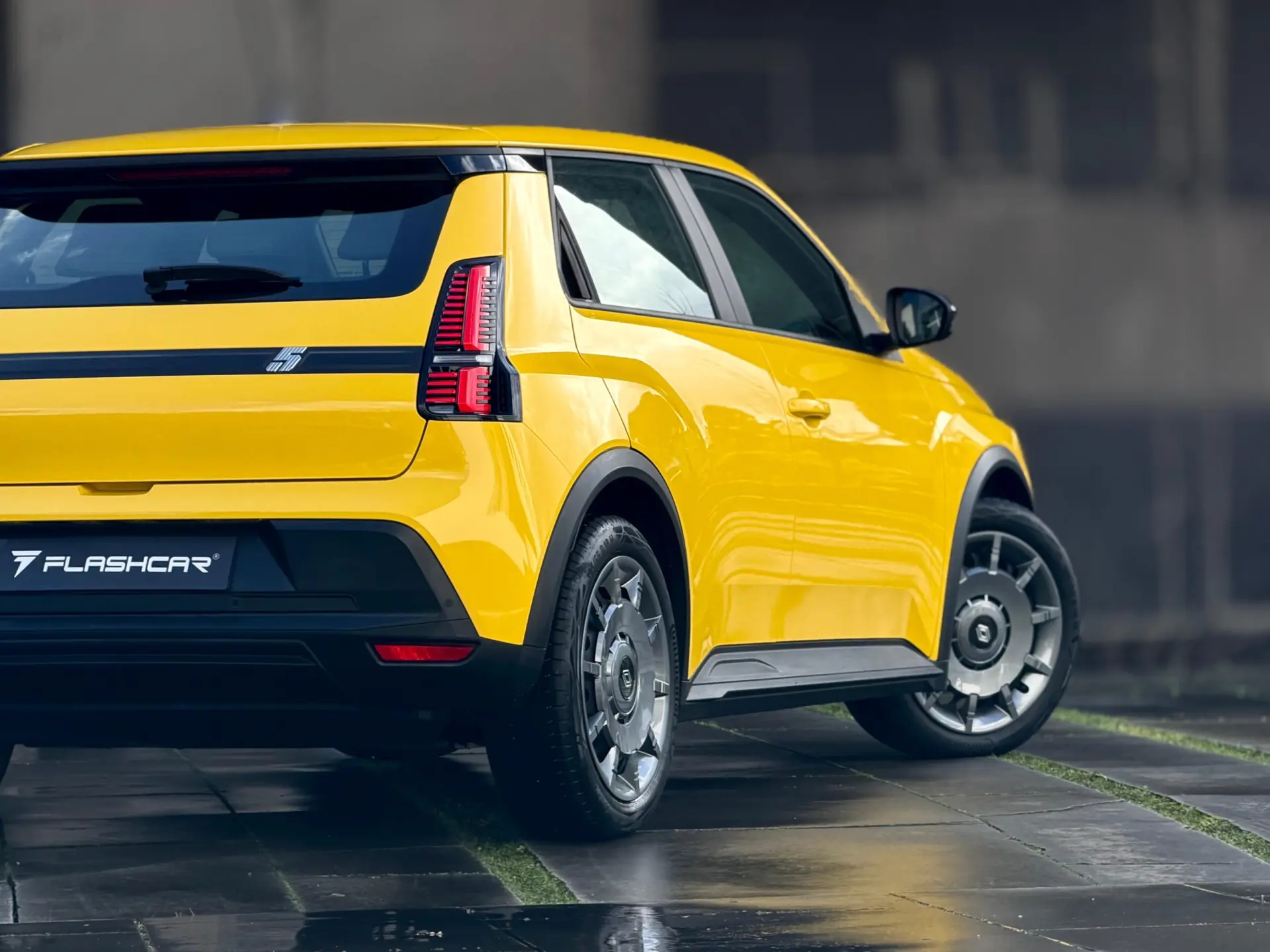 Renault 5 E-Tech 40 kWh Evolution Autonomia Urbana 12