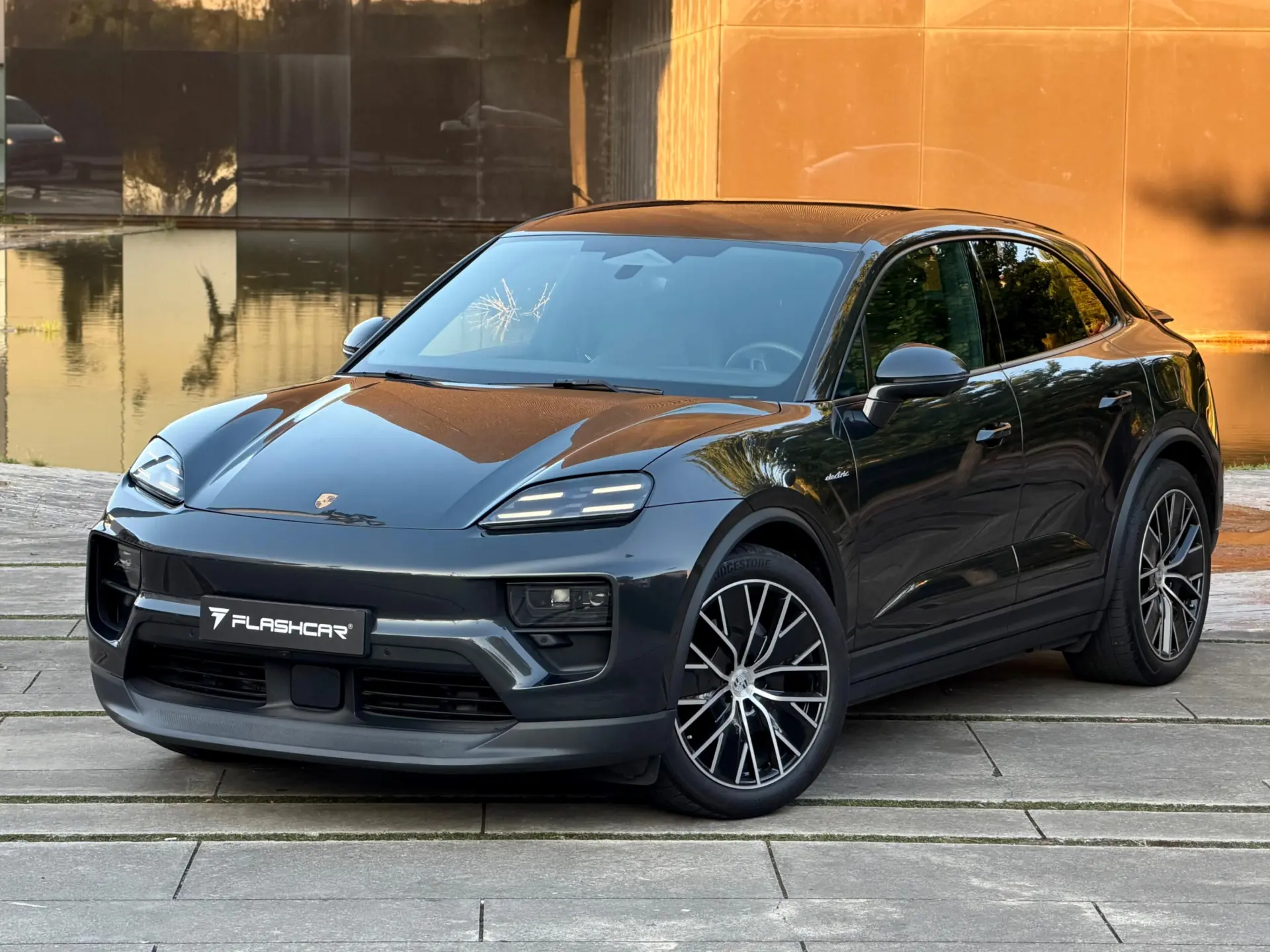 Porsche Macan Electric 29