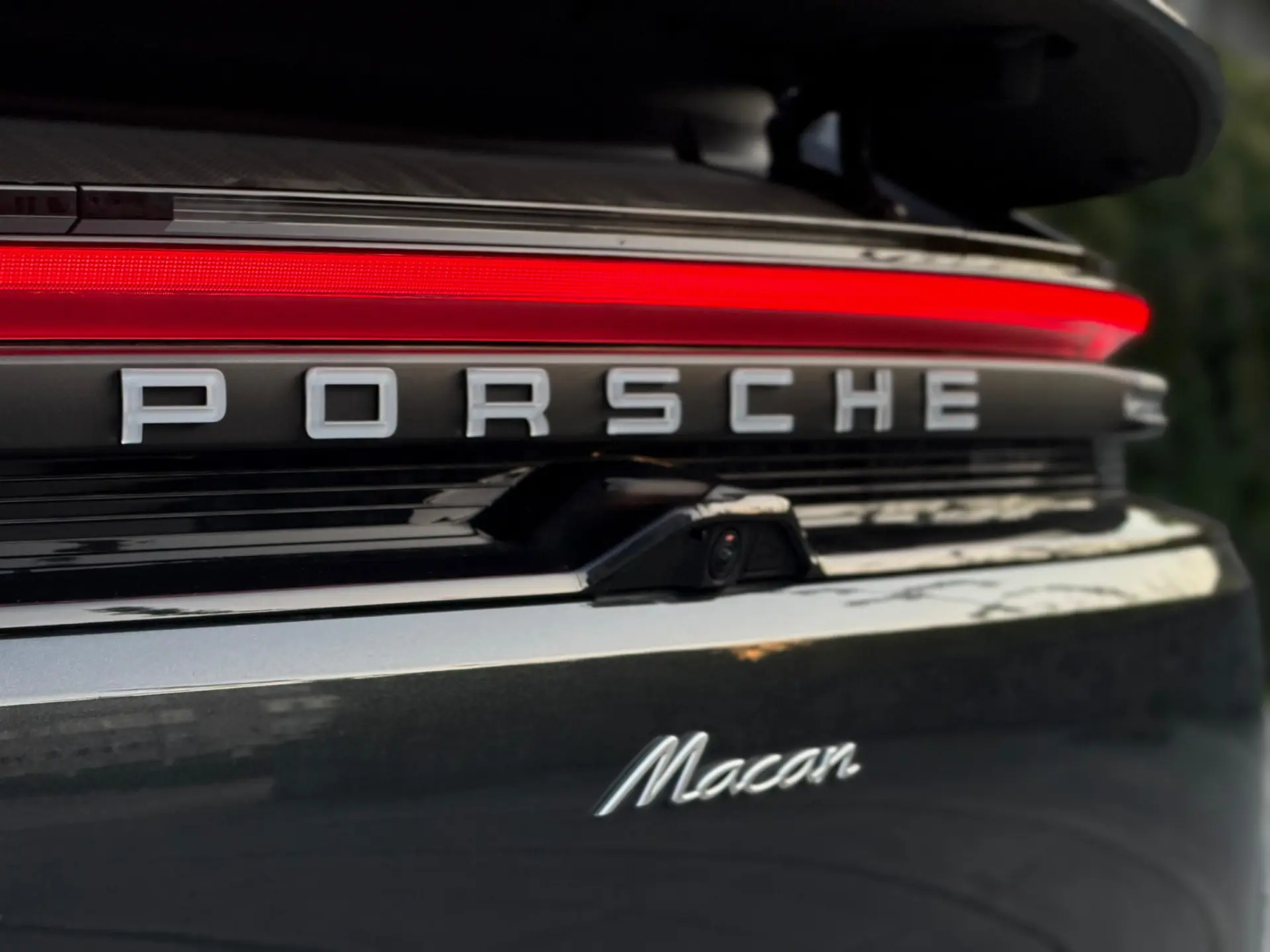 Porsche Macan Electric 19