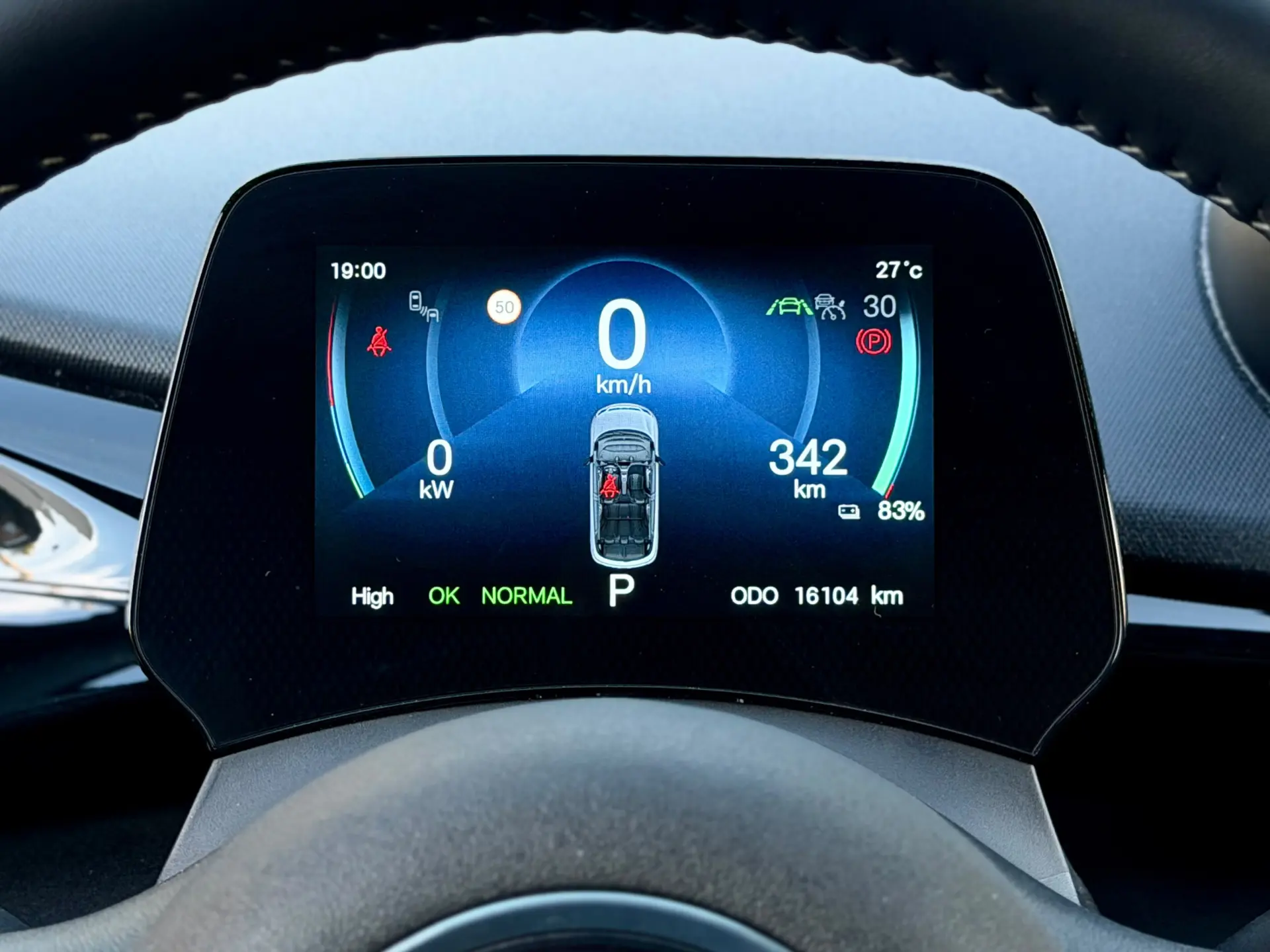 BYD Dolphin 60.4 kWh Design 17
