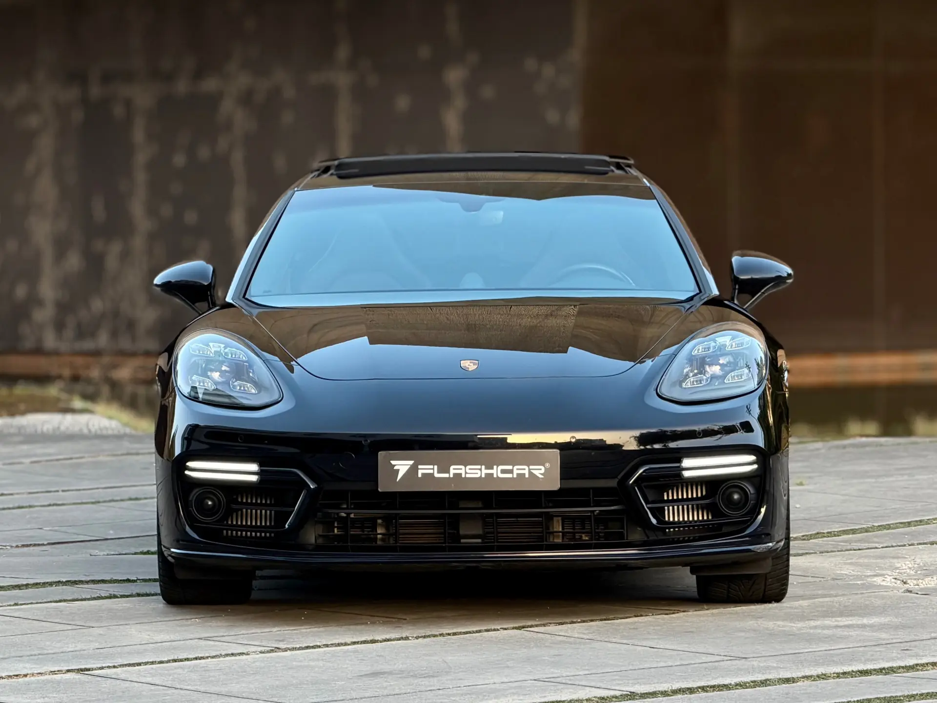 Porsche Panamera Sport Turismo 4 E-Hybrid Platinum Edition PDLS 4