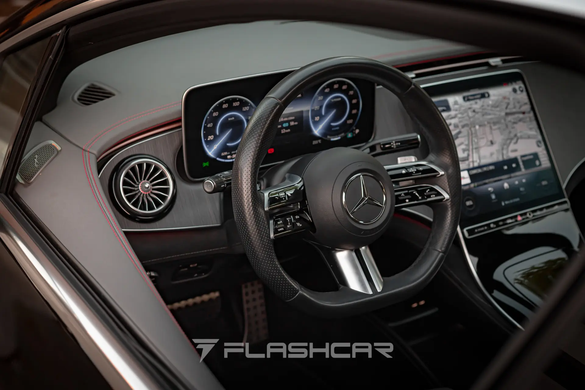 Mercedes-Benz EQE 300 AMG LINE 35