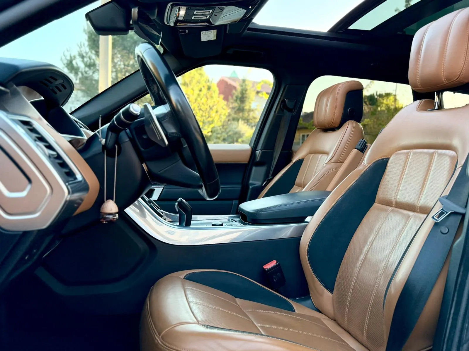 Land Rover Range Rover Sport 2.0 Si4 PHEV Autobiography Dynamic 16