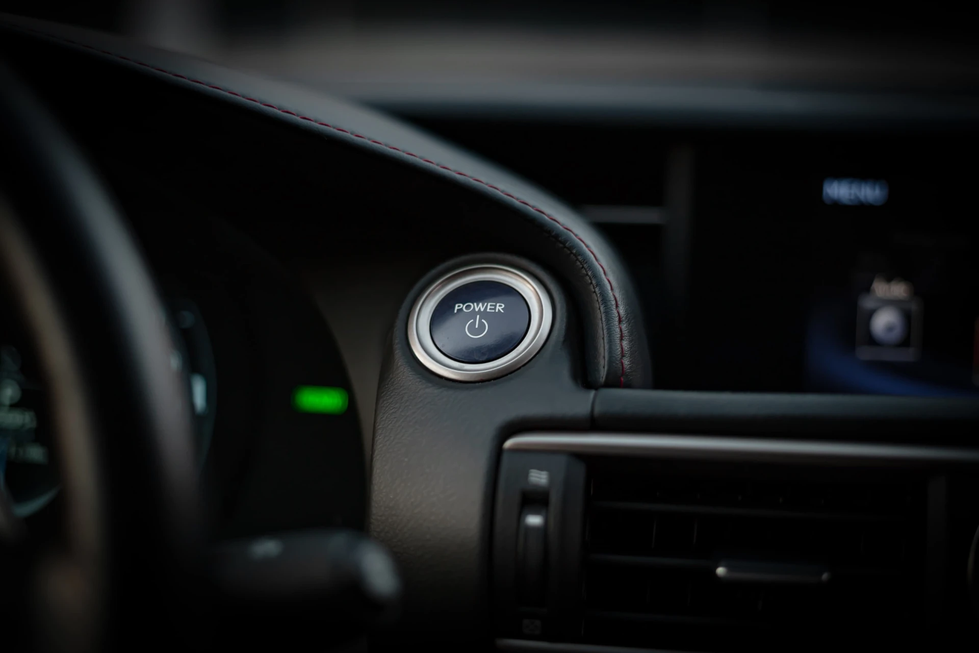 Lexus RC 300h F Sport 36