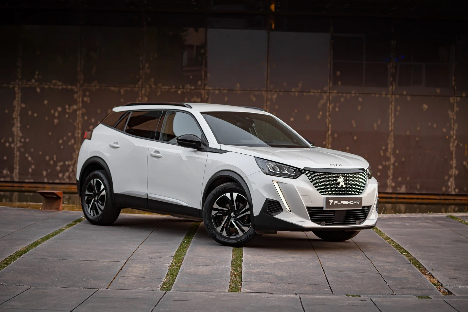 Peugeot 2008 1.2 PureTech Allure Pack 14