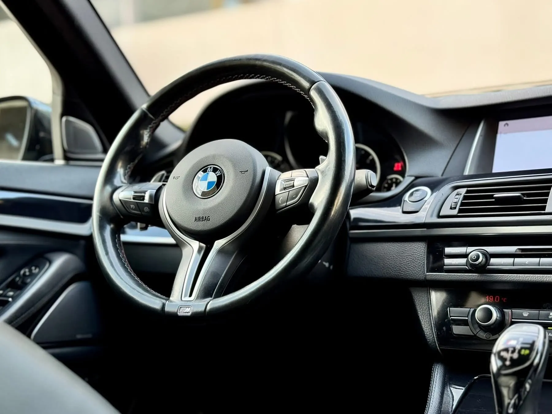 BMW 520 d Pack M Auto 7