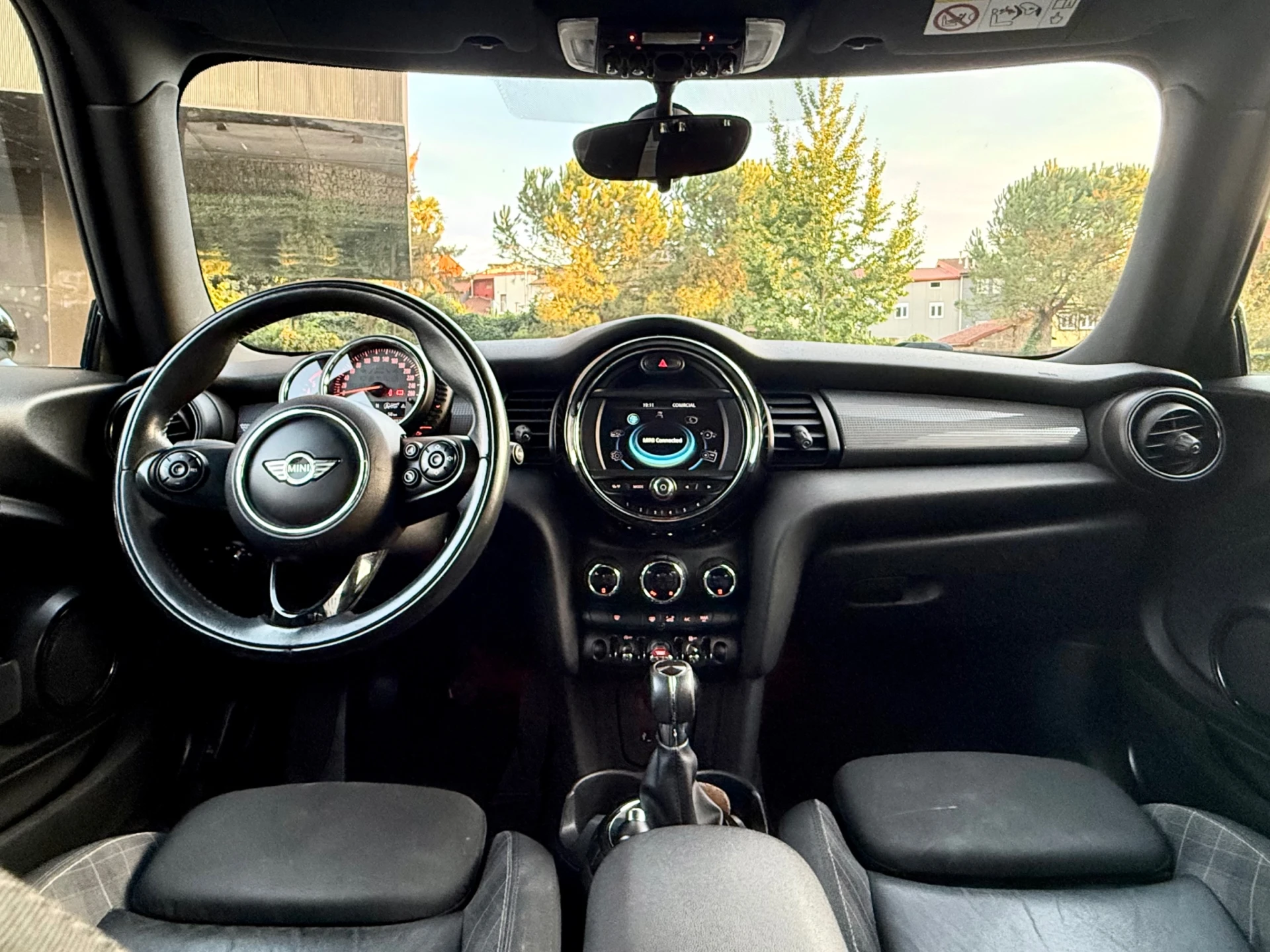 MINI 3 Portas ONE d 10