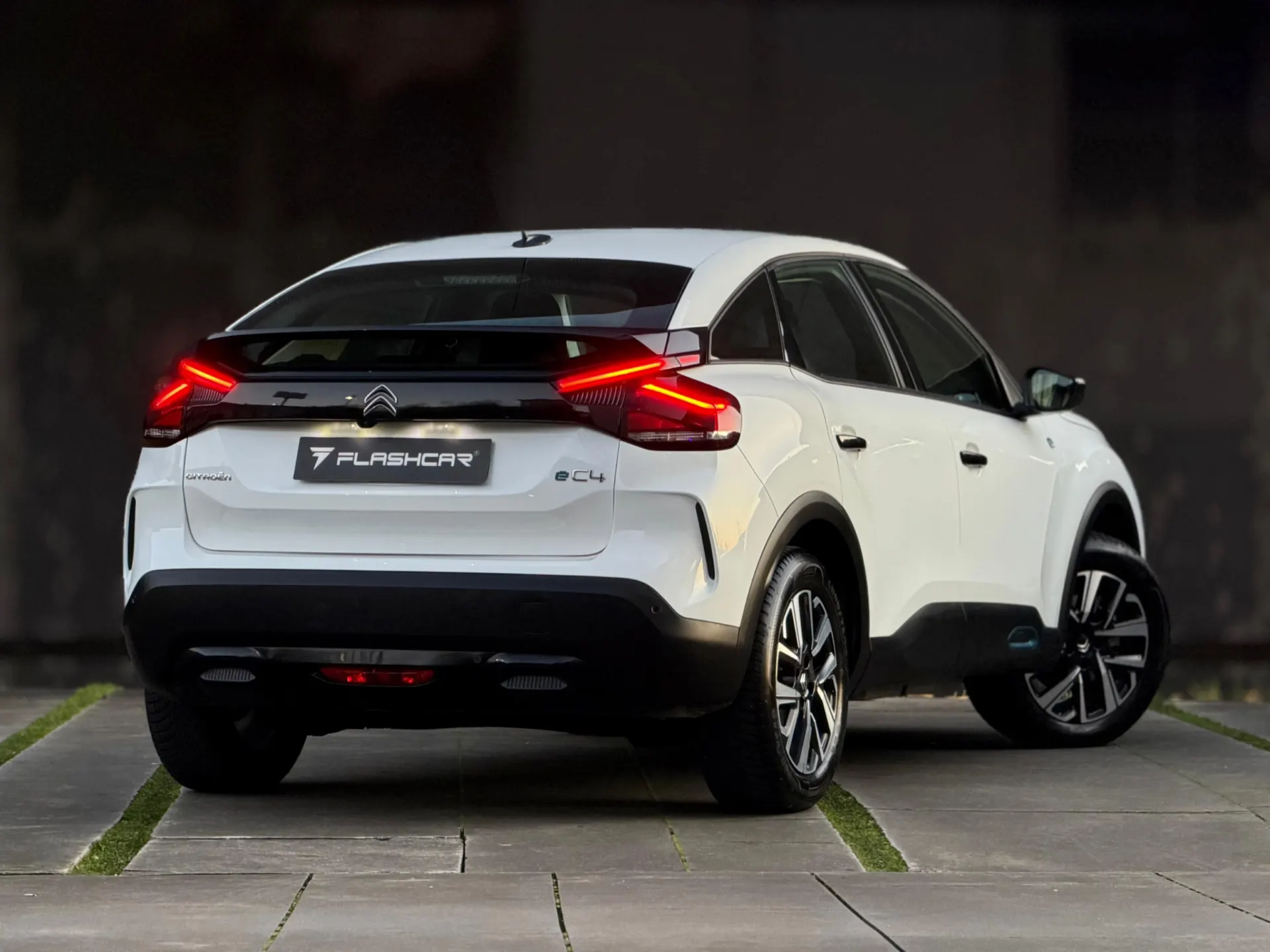 Citroën e-C4 50 kWh Feel Pack 13