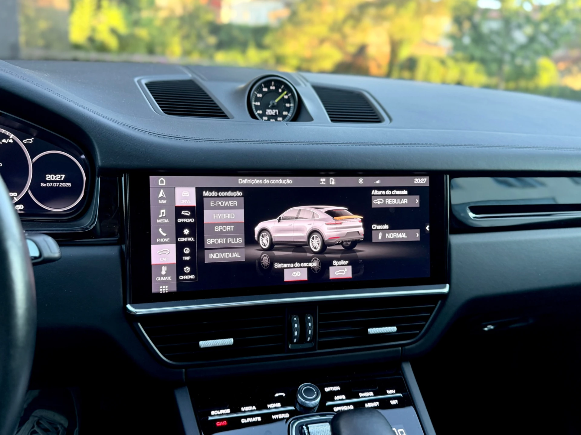 Porsche Cayenne Coupé E-Hybrid Platinum Edition 21