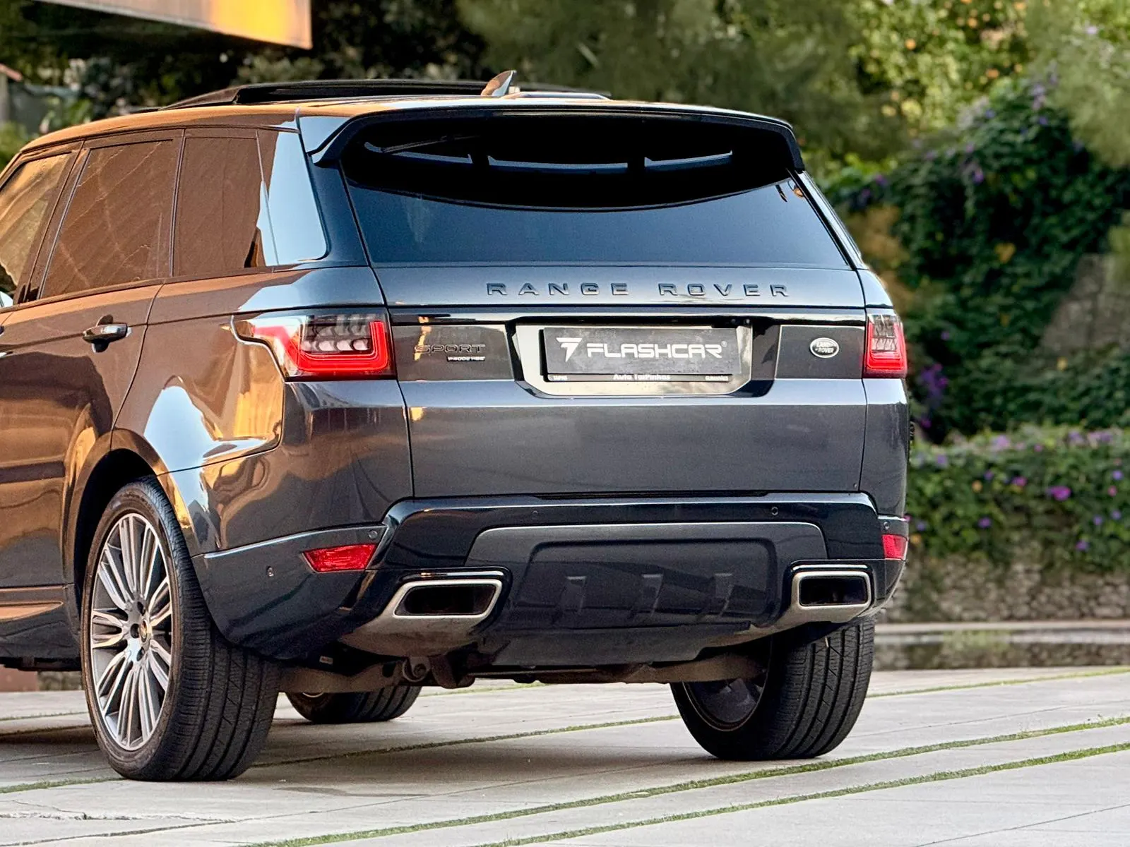 Land Rover Range Rover Sport 2.0 Si4 PHEV Autobiography Dynamic 28