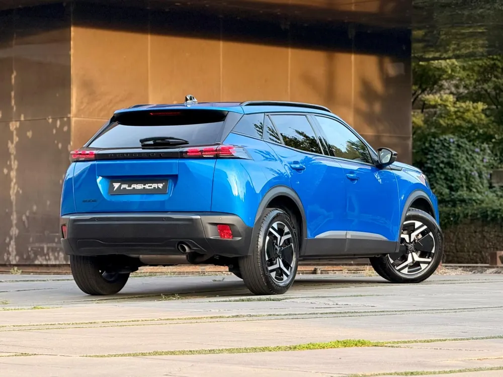 Peugeot 2008 1.2 PureTech Allure Pack 12