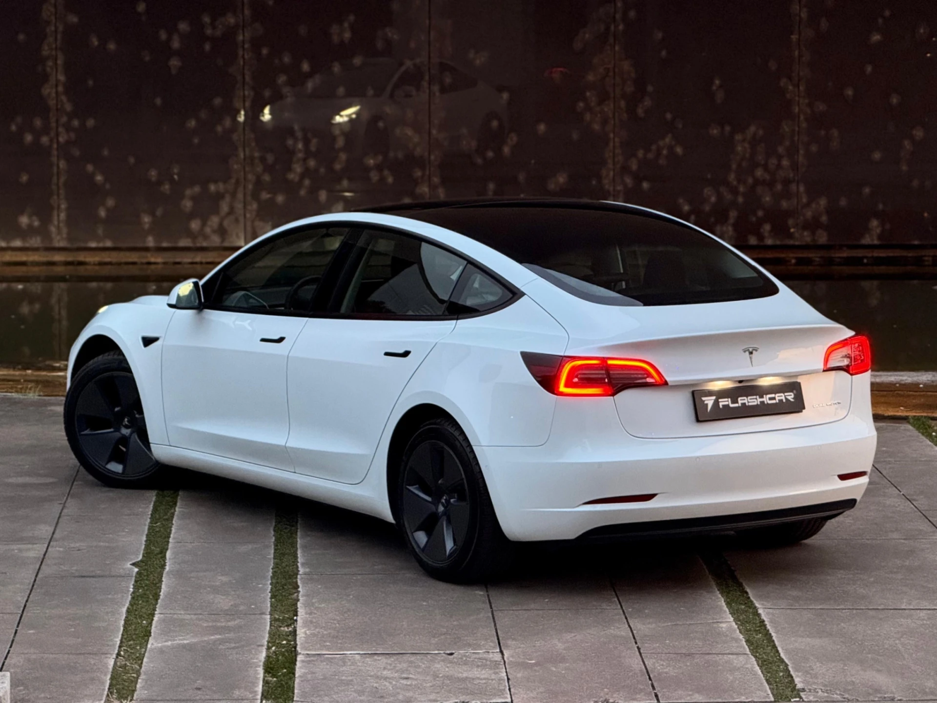 Tesla Model 3 Long range 20