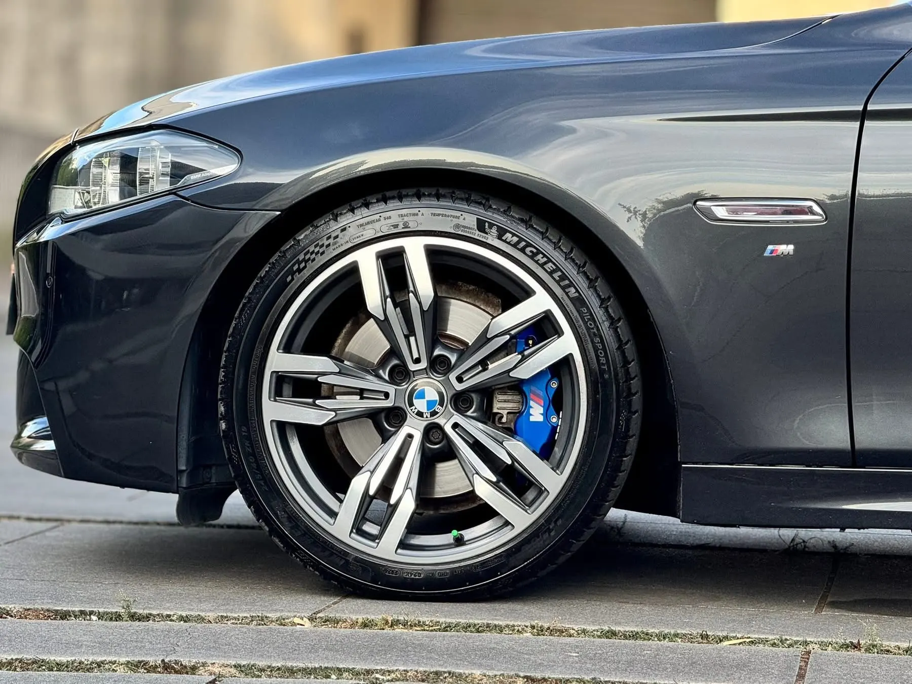 BMW 520 d Pack M Auto 6