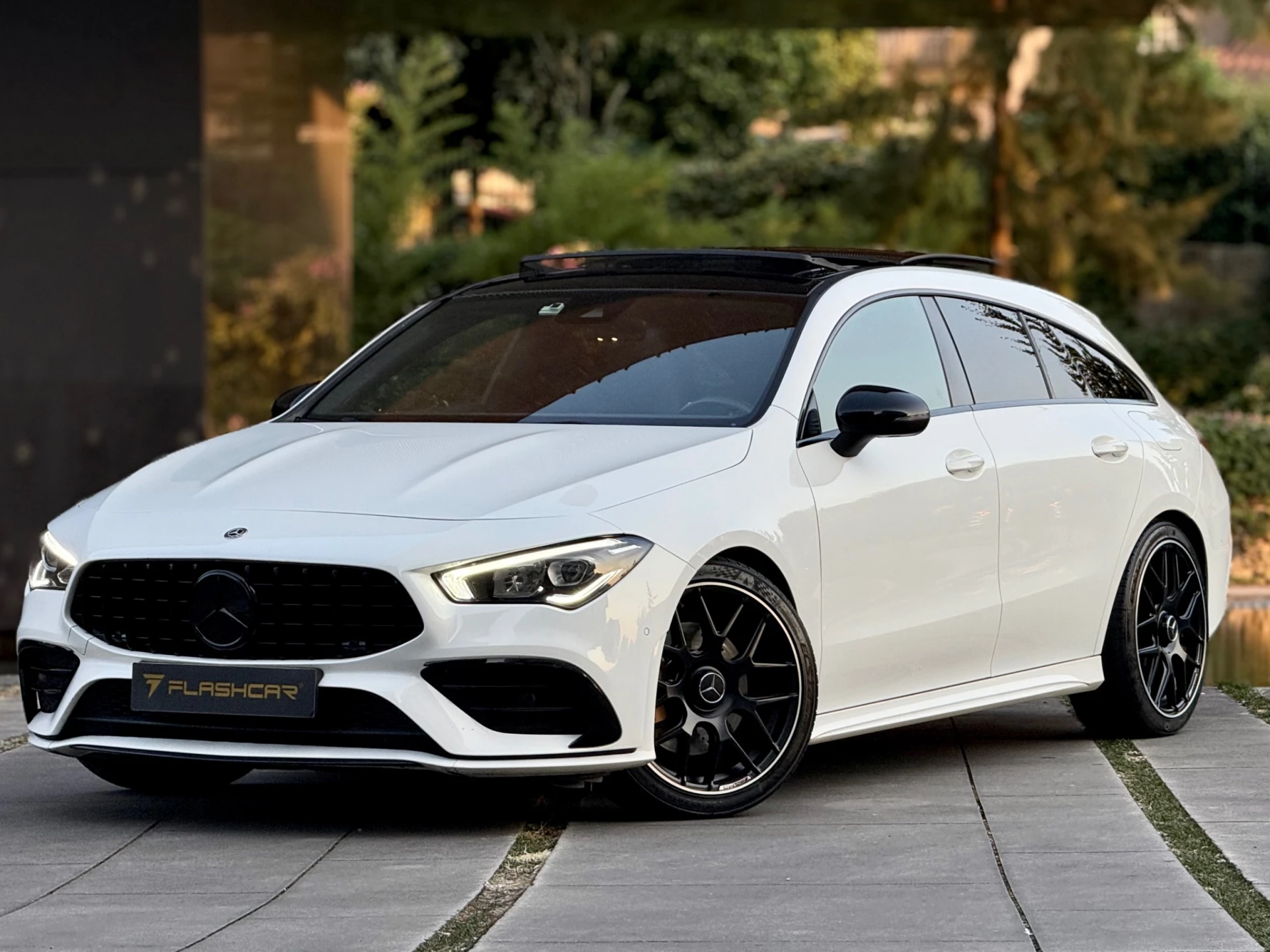 Mercedes-Benz CLA 200 AMG LOOK 35AMG 32