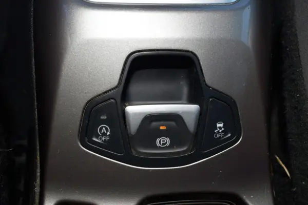 Jeep Renegade 1.0 T-GDI Limited 41