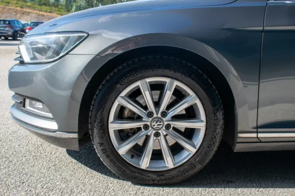 Volkswagen Passat Variant 2.0 TDi Highline 12