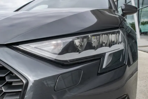 Audi A3 Limousine 30 TDI 10