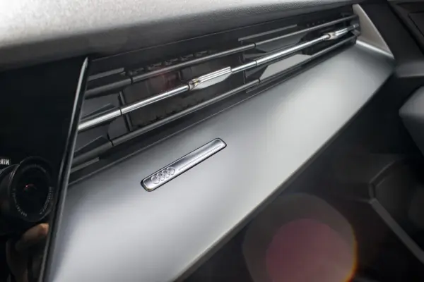Audi A3 Limousine 30 TDI 41